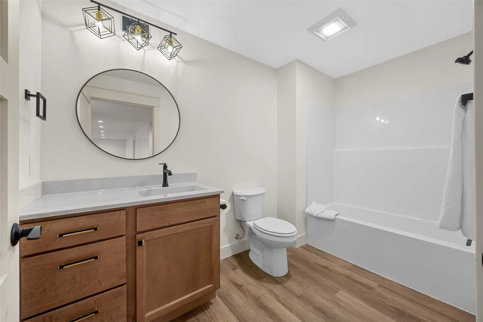 Photo of similar property