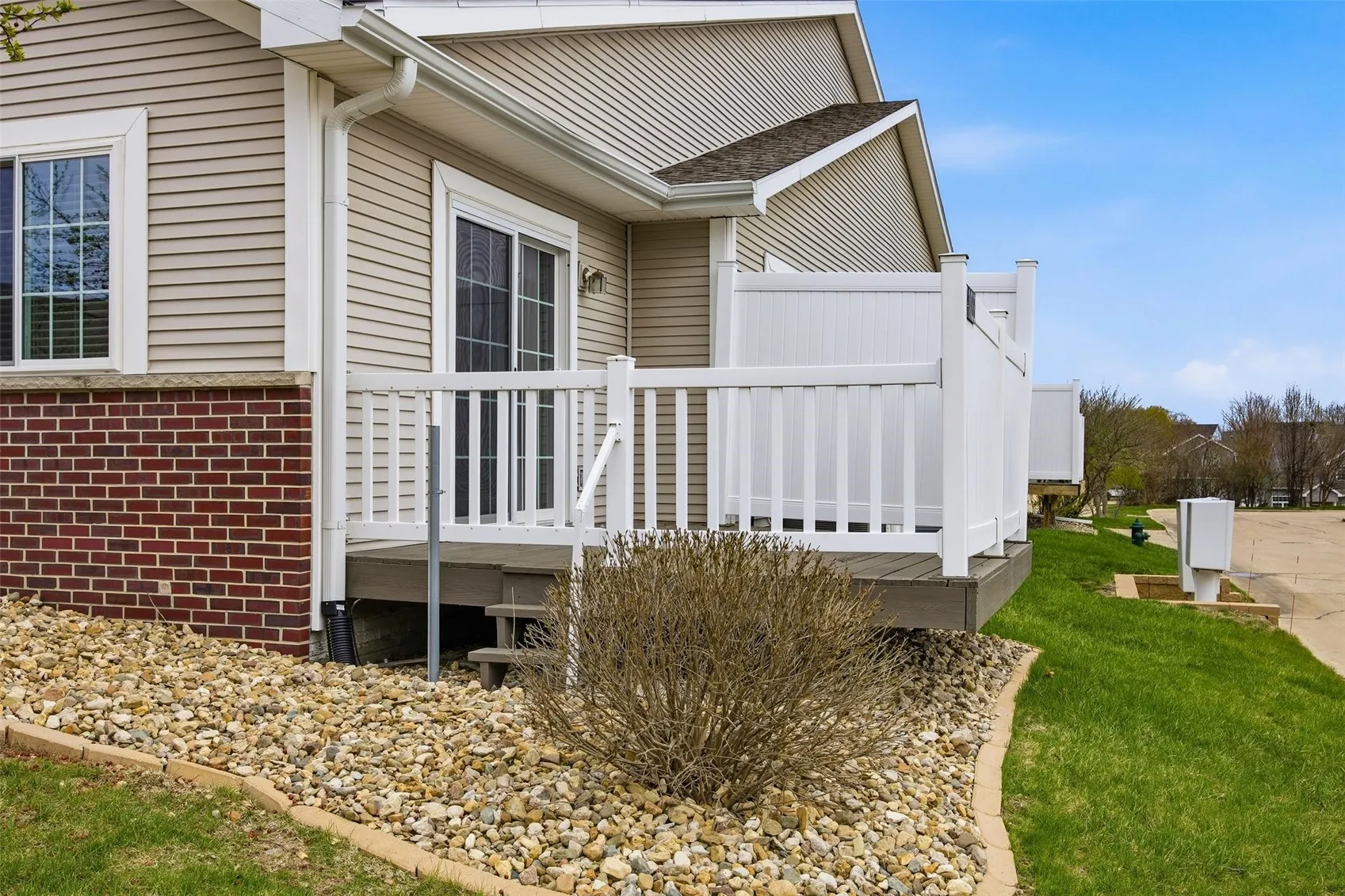 Gate and steps off the side deck