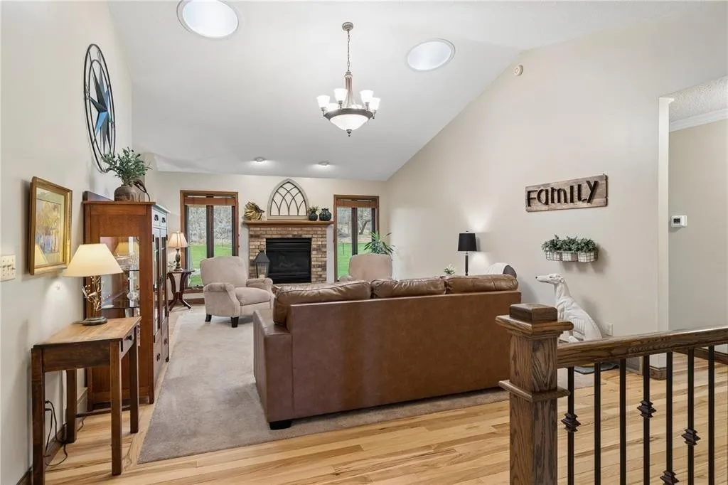 Vaulted living room is 25' x 14'7