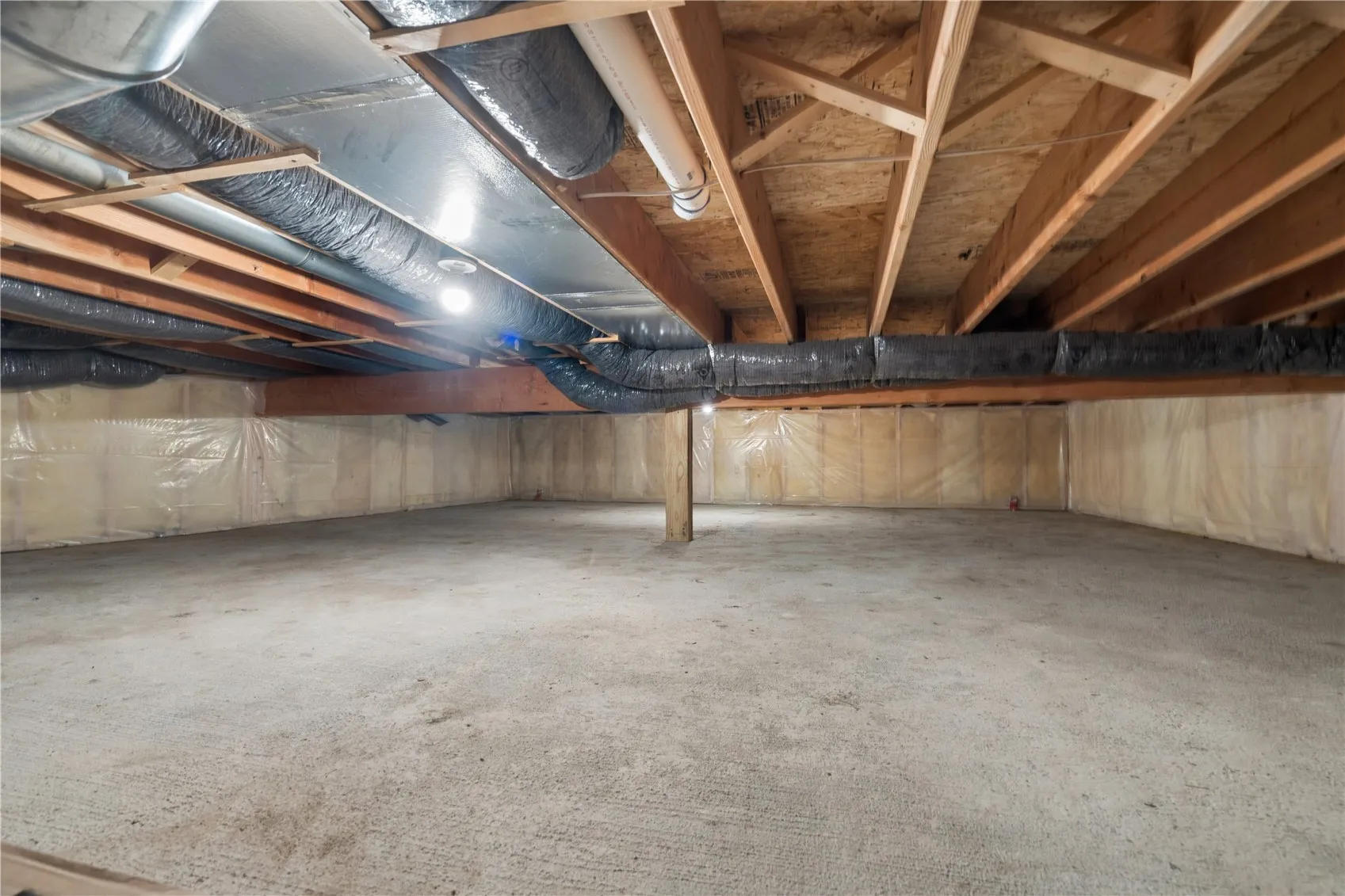 Crawl space under new addition