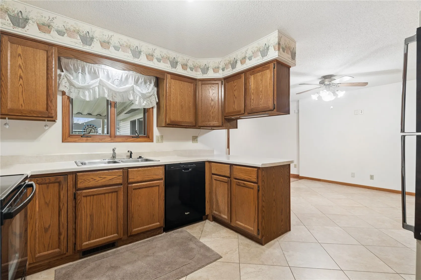 Kitchen/dining area