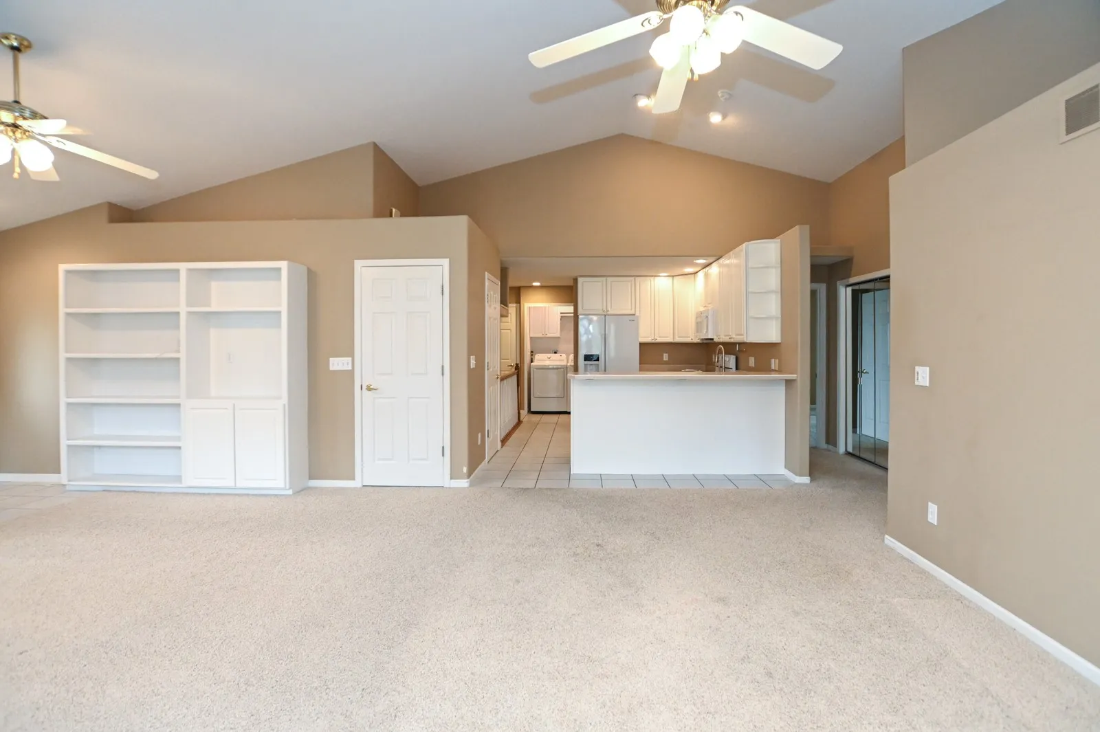 View back at living area off 4 seasons room