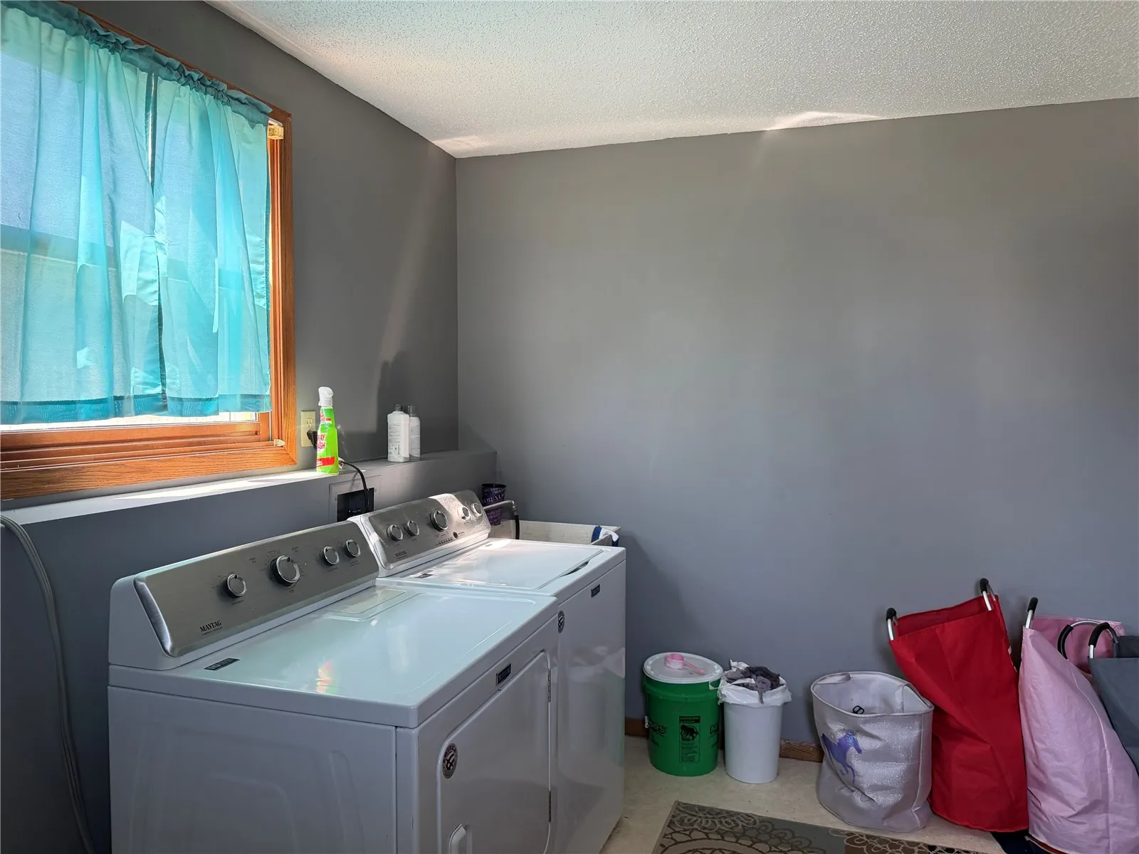 4th Bedroom - currently used as laundry room