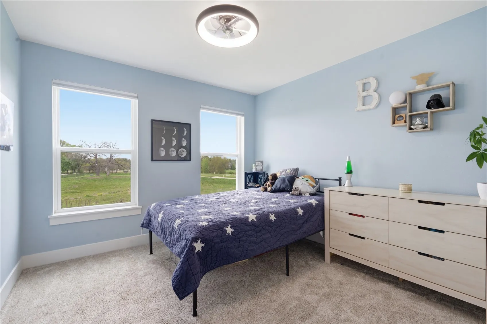 Split bedroom design on main level