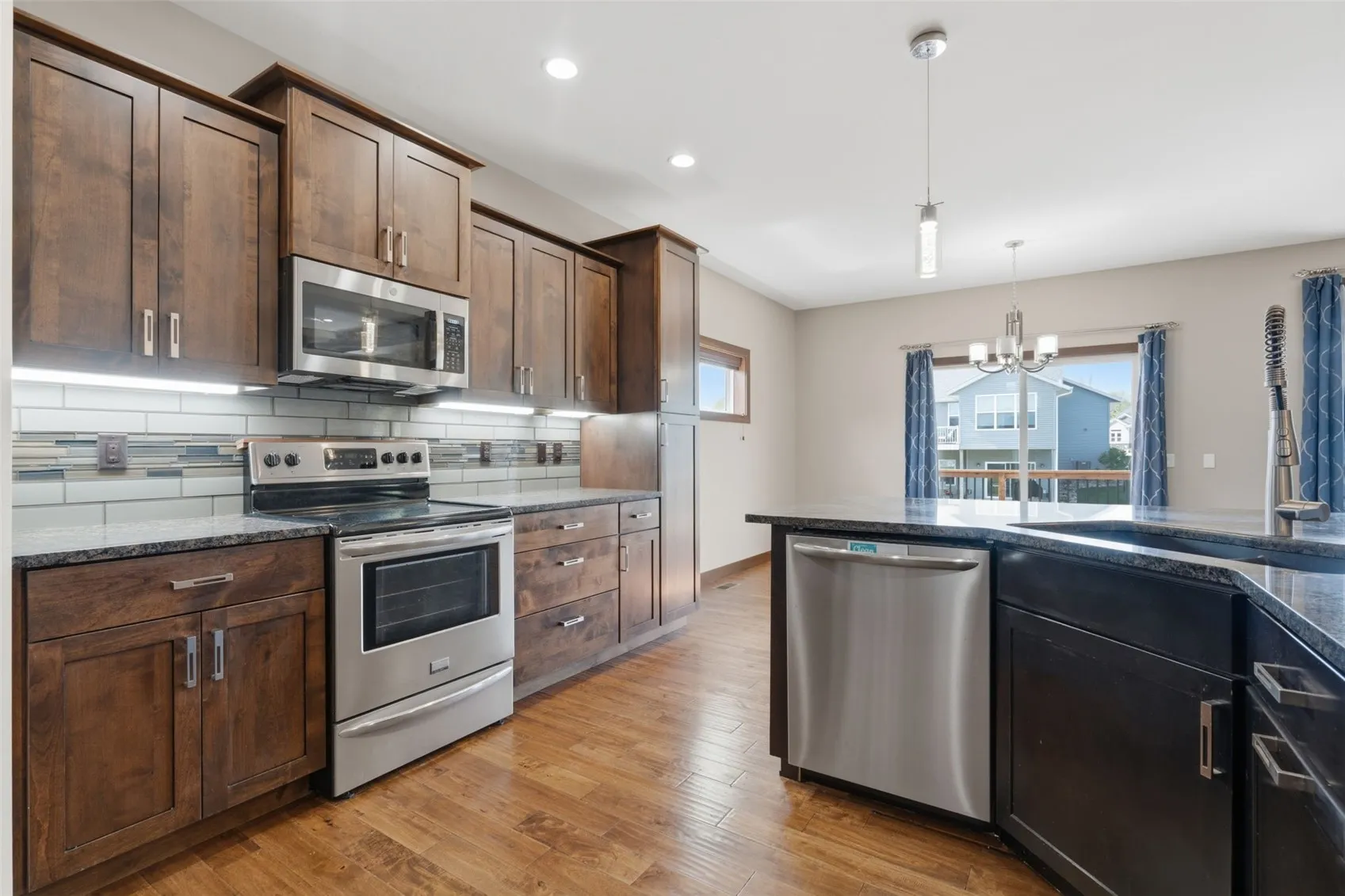 Kitchen, main level