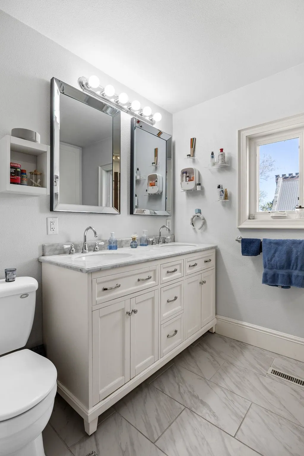 Bathroom #2