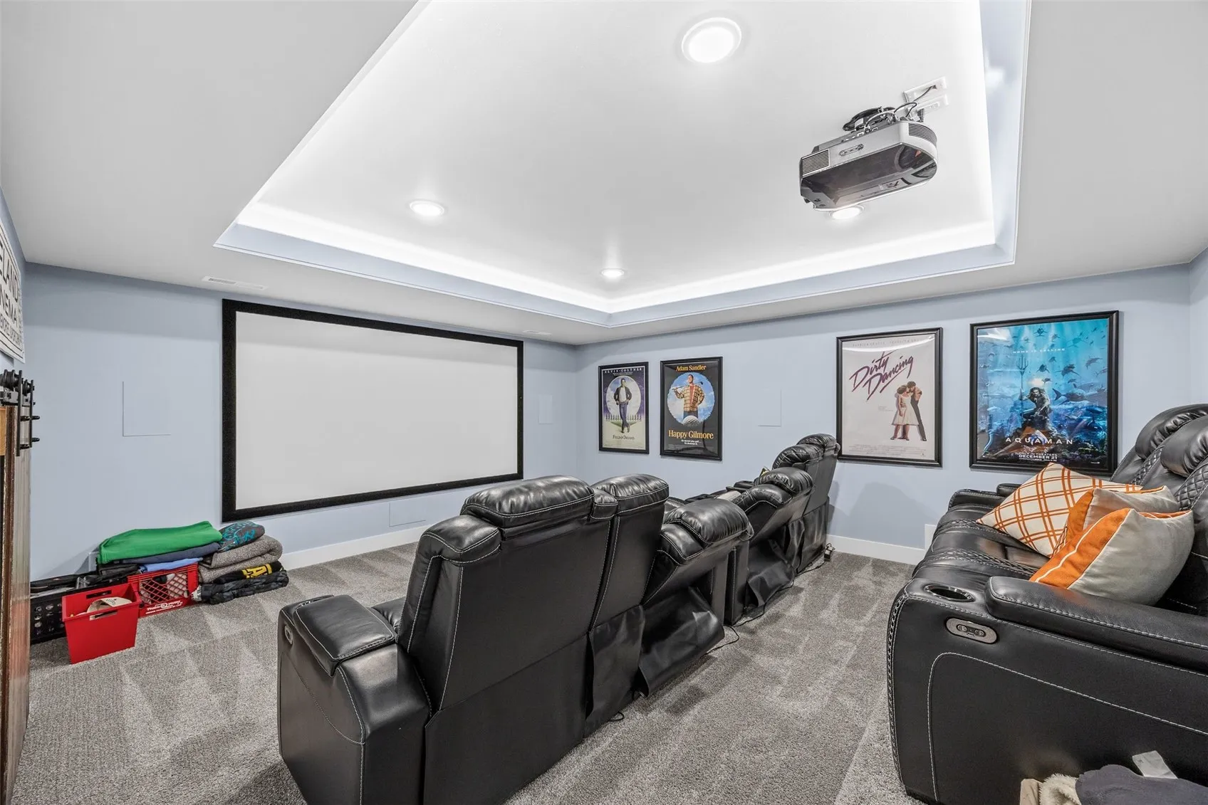 Theatre room. The furniture is negotiable! Check out the ceiling! Great sound system.