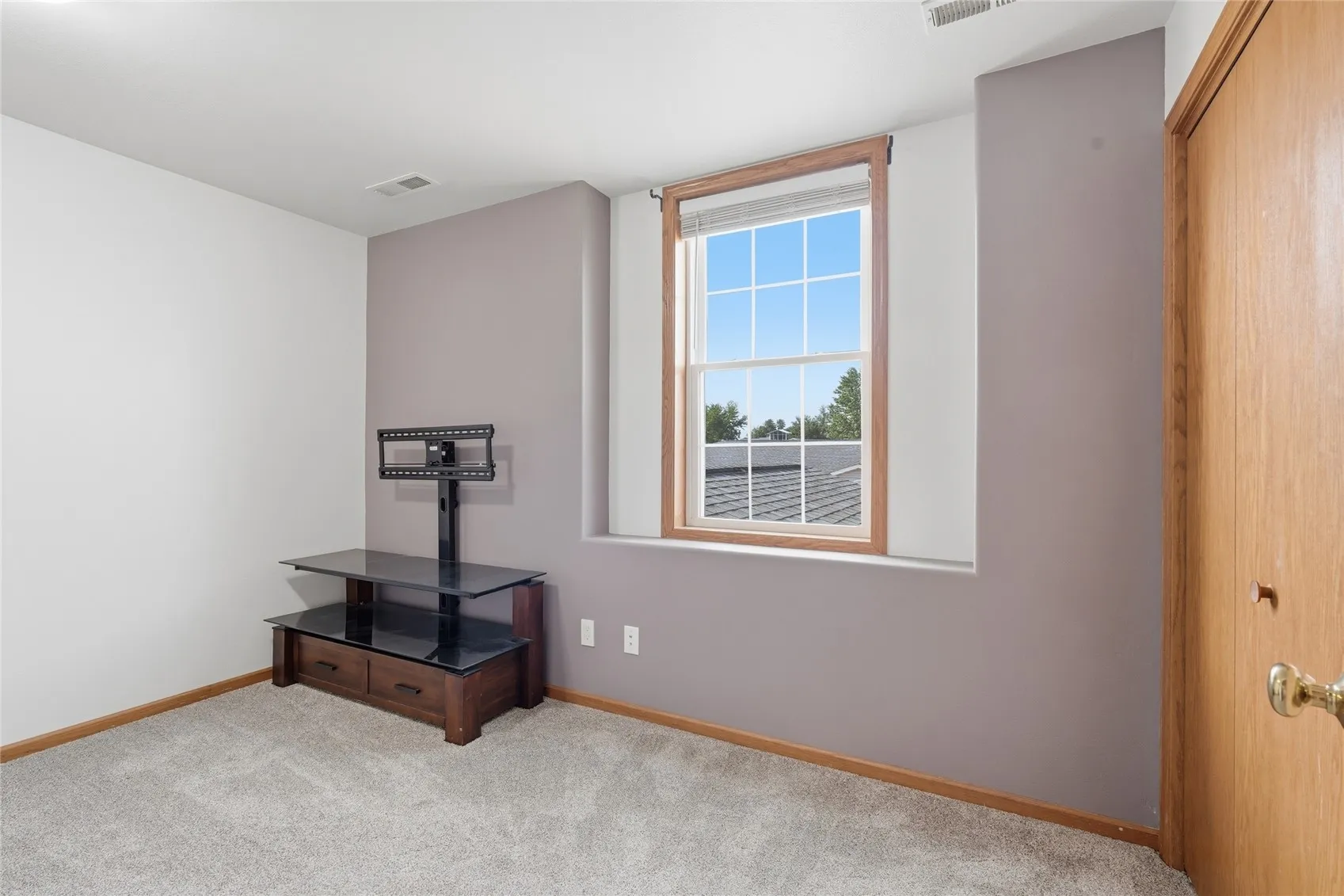 2nd bedroom front of home