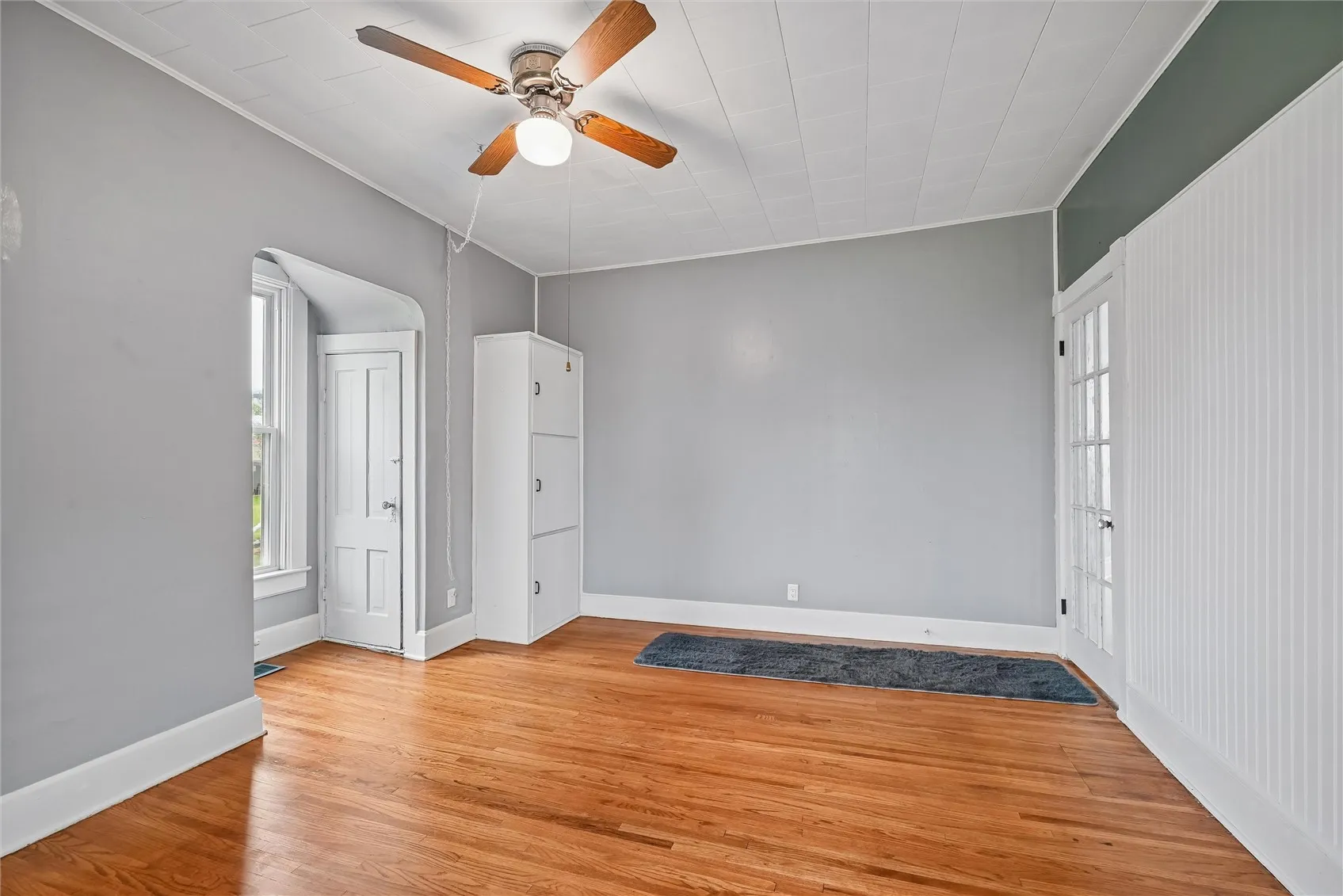 Main level bedroom