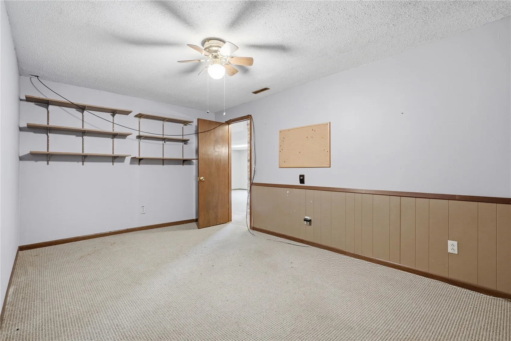 downstairs non-confirming bedroom/office