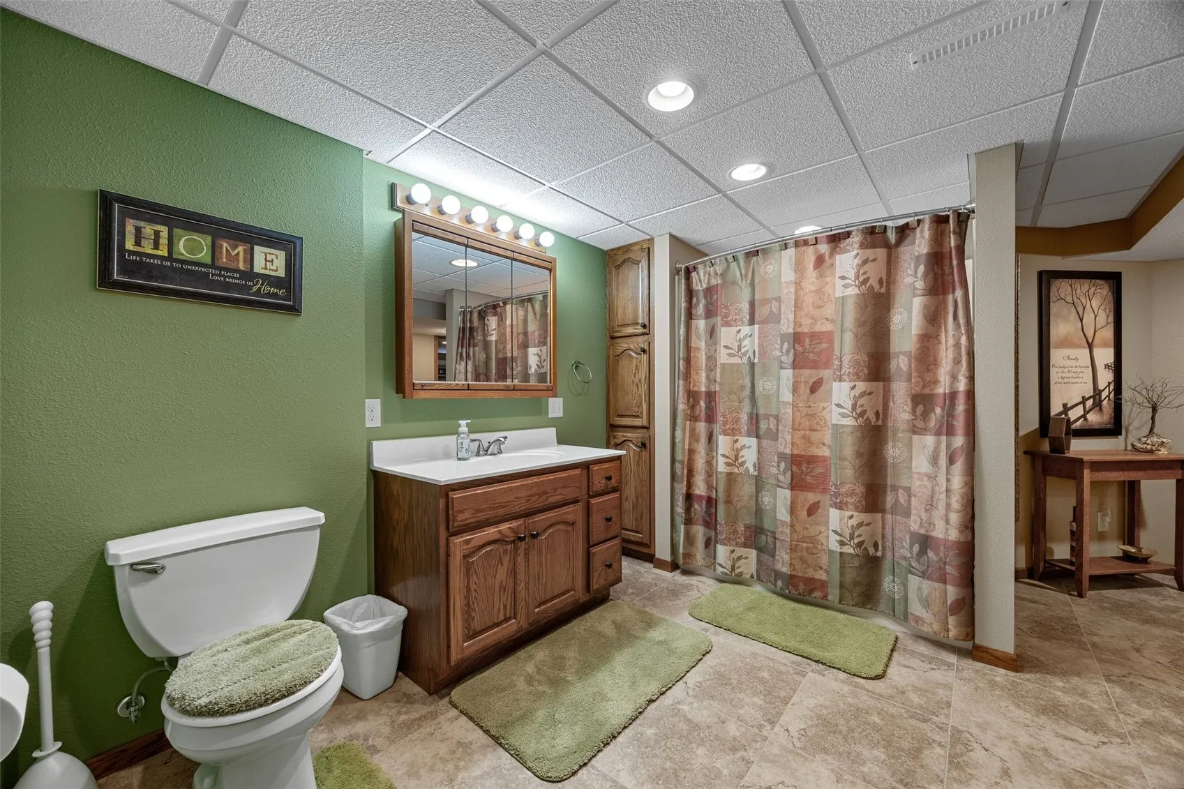 Full bath in the lower level.