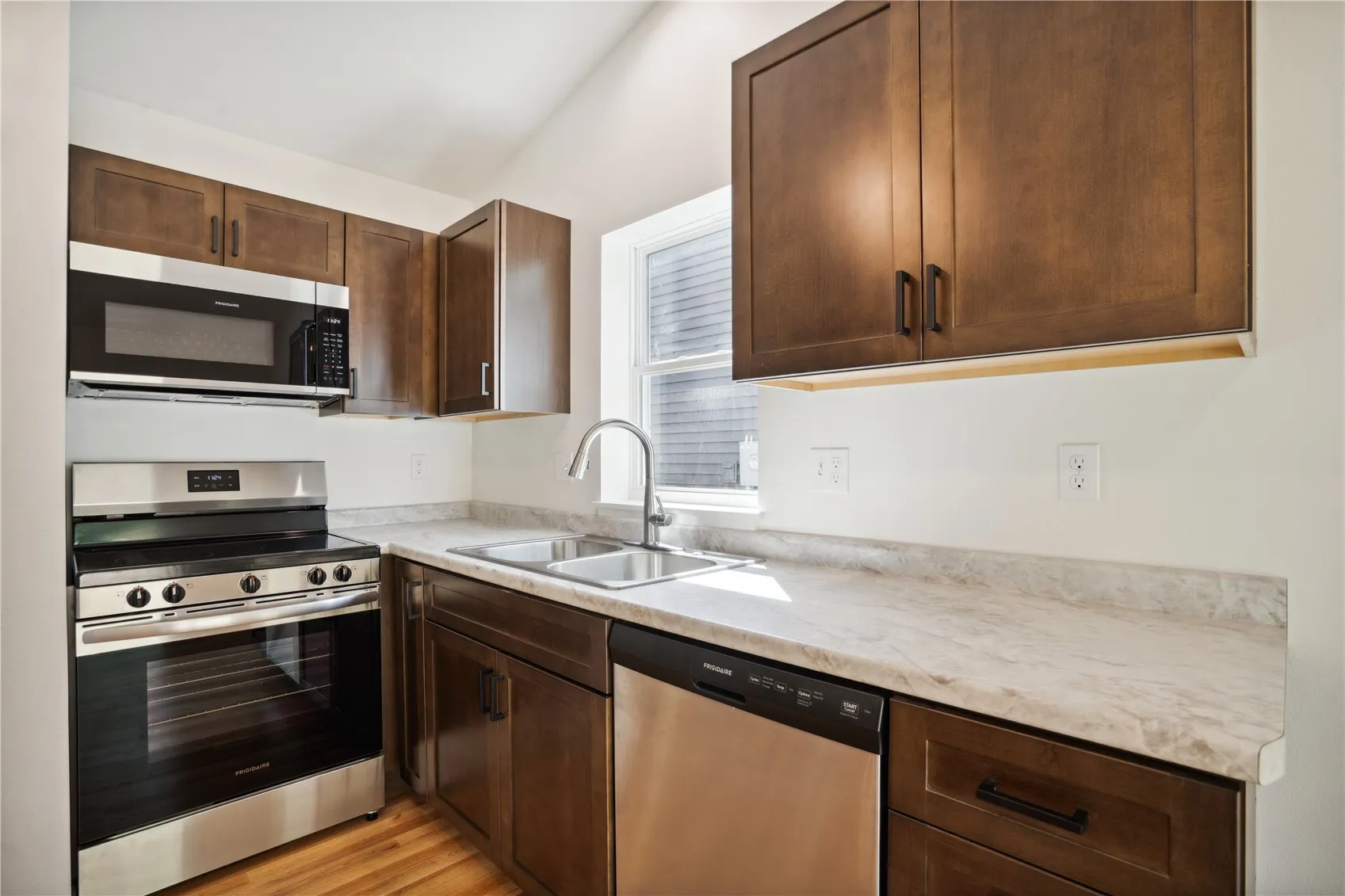 *PHOTO OF SIMILAR PROPERTY*