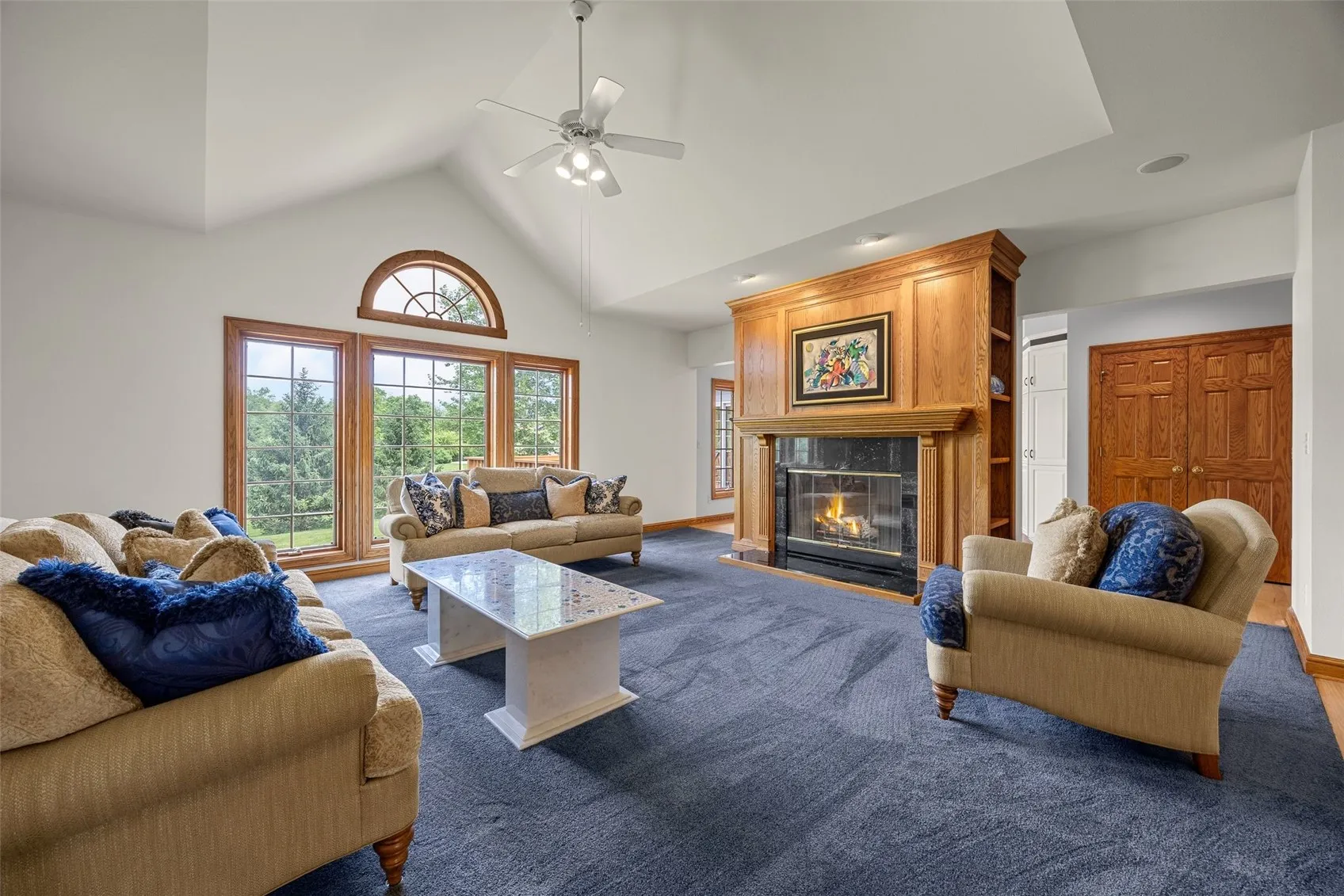 Vaulted great room