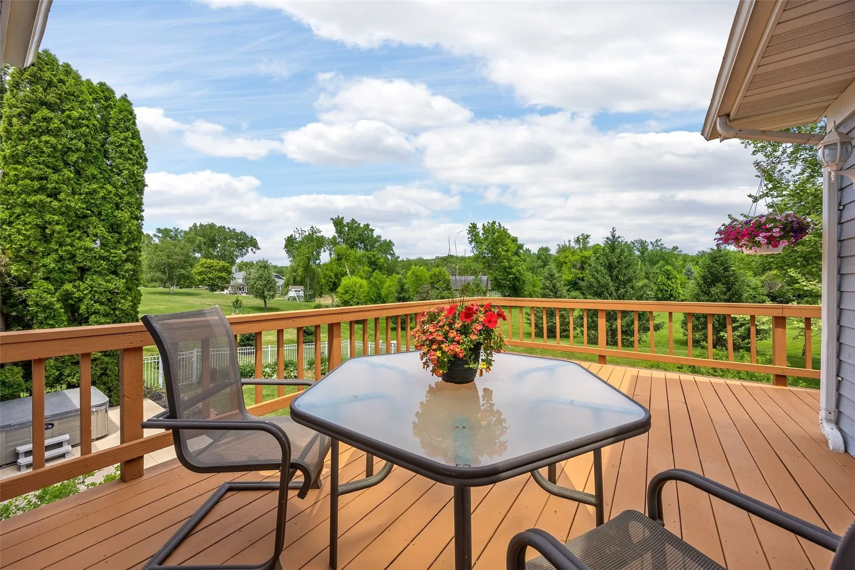 Large entertaining deck