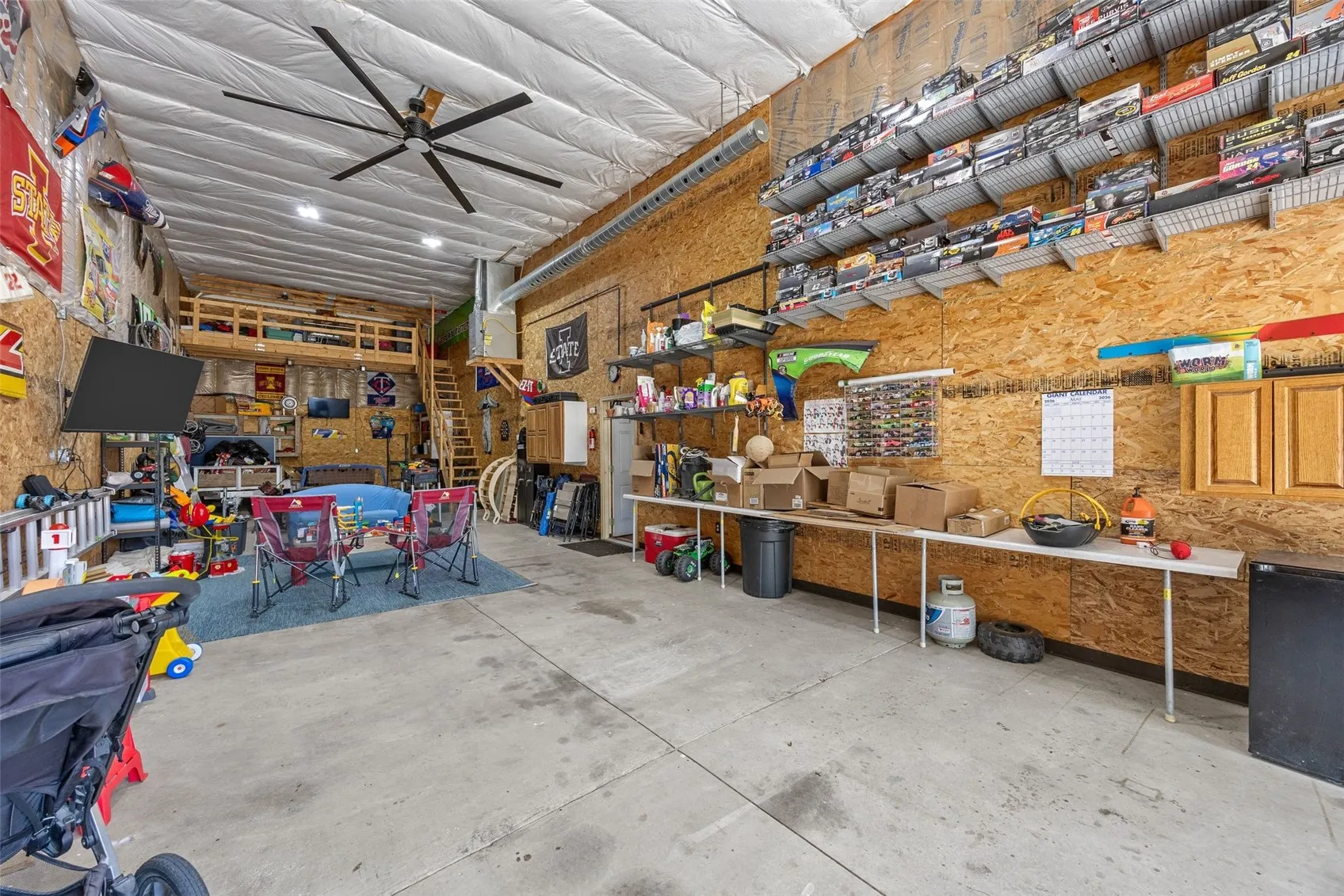 17x62 feet RV garage w/loft