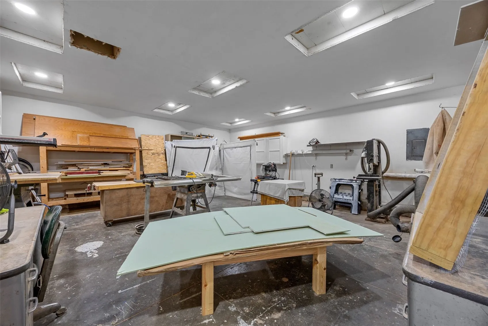 Wood working shop