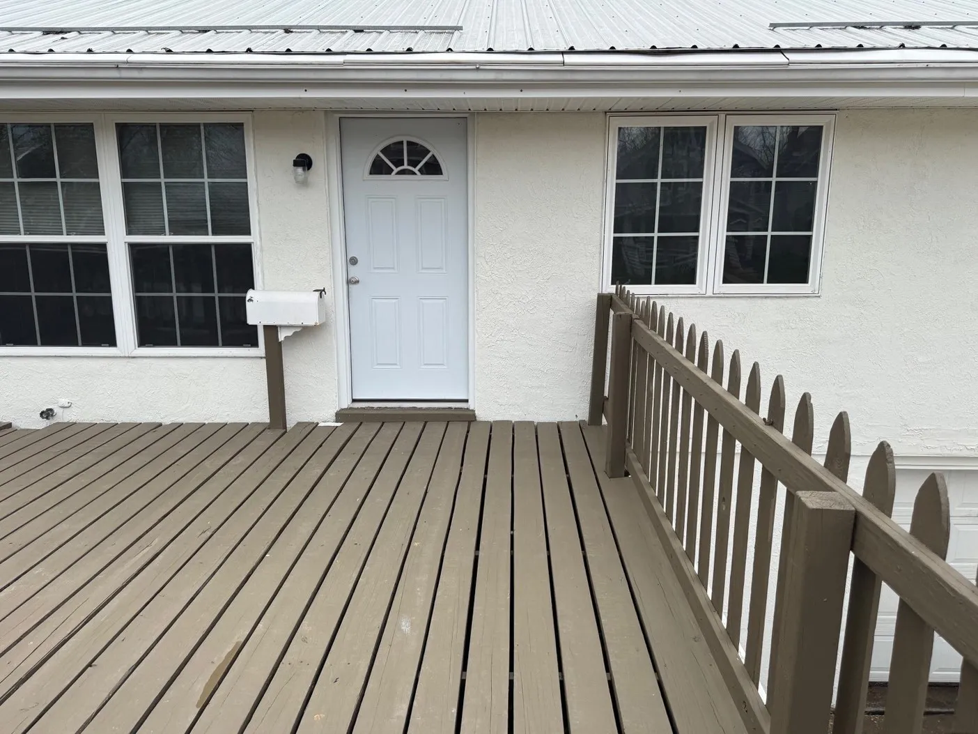 Front deck