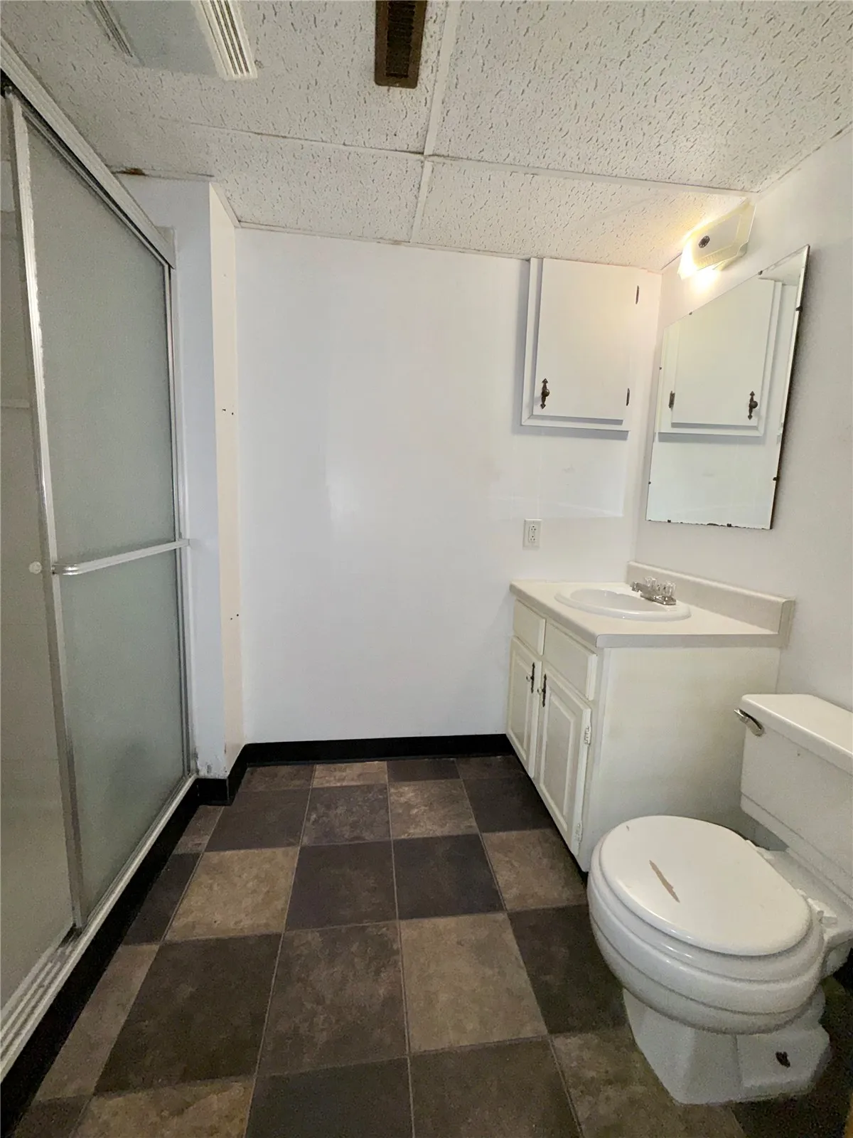 Second full bathroom.