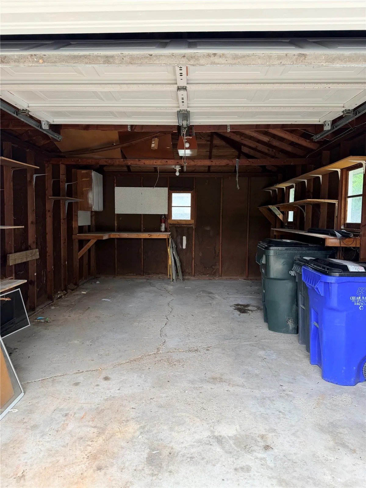 Garage.