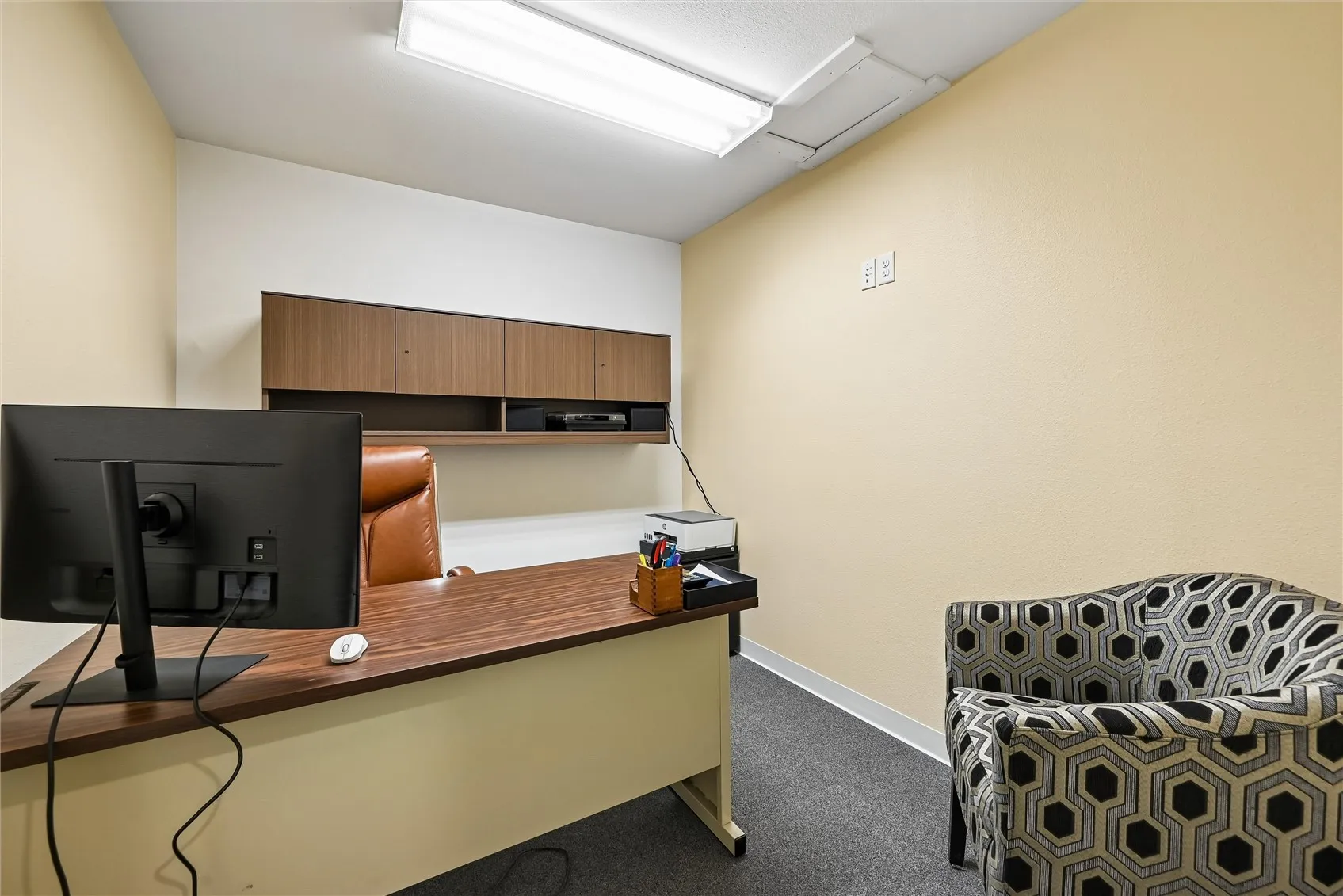 Middle office