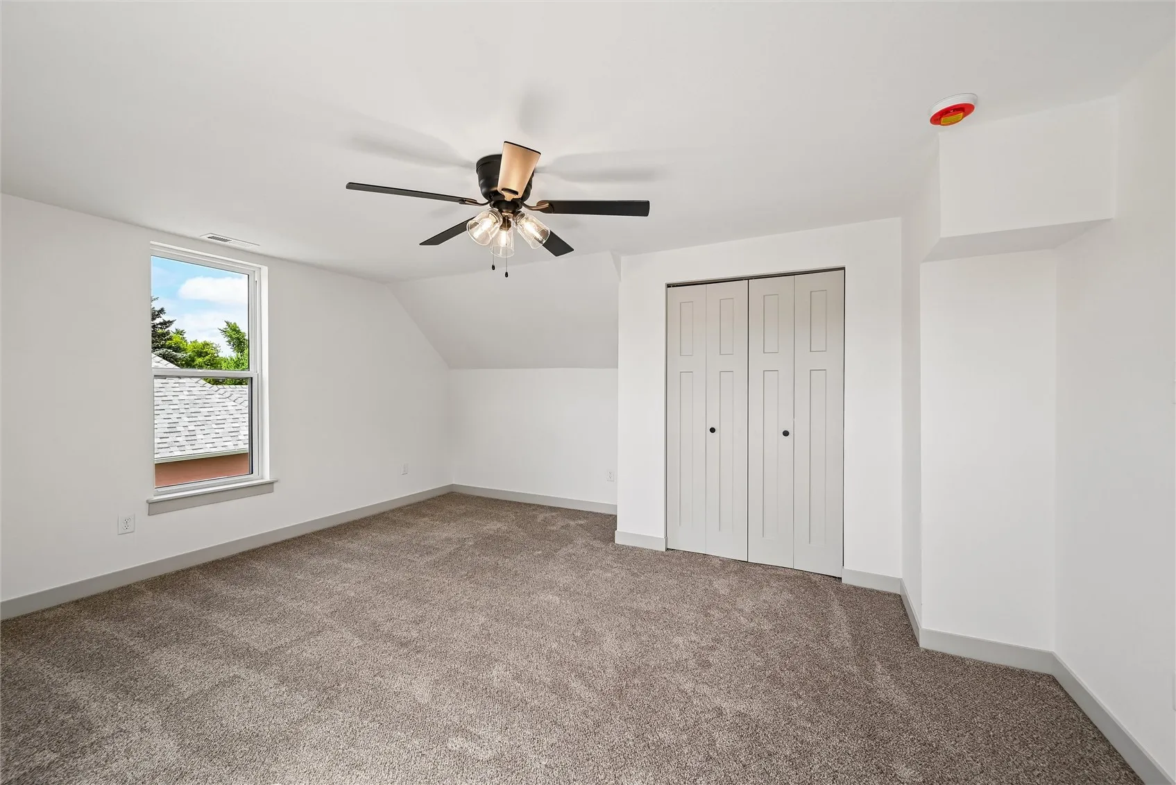 Upstairs bedroom