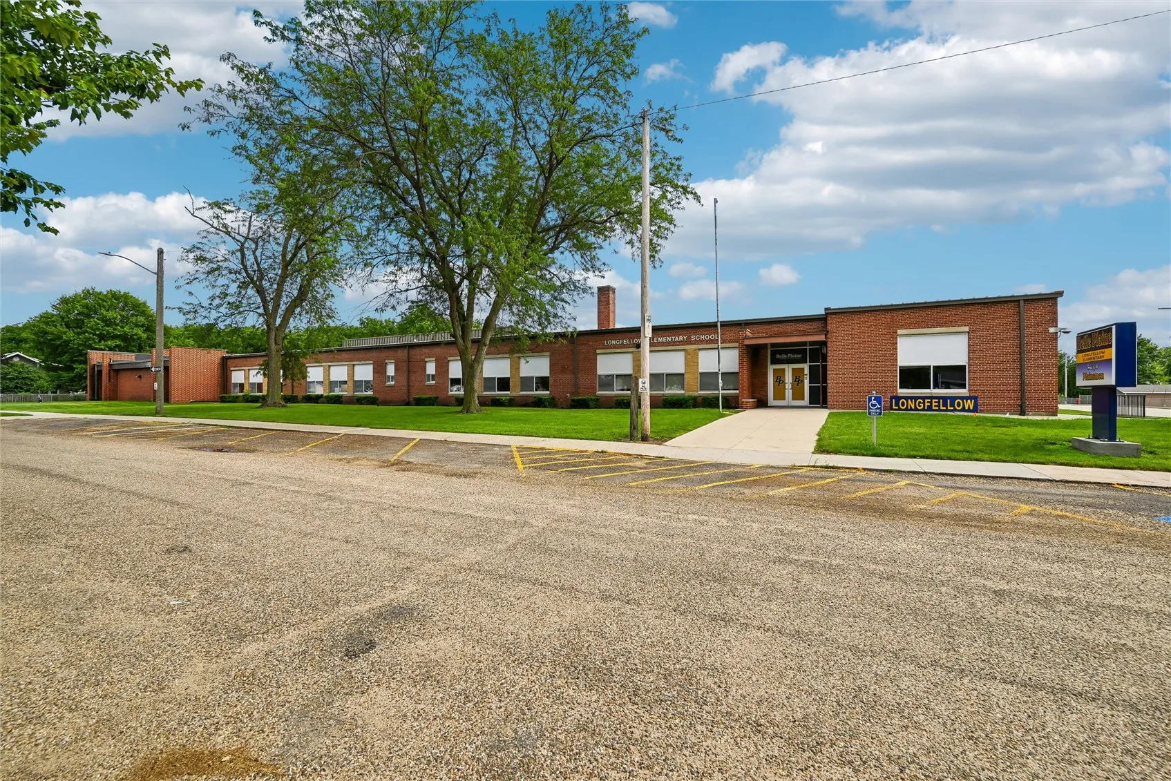 Super close to Longfellow Elementary