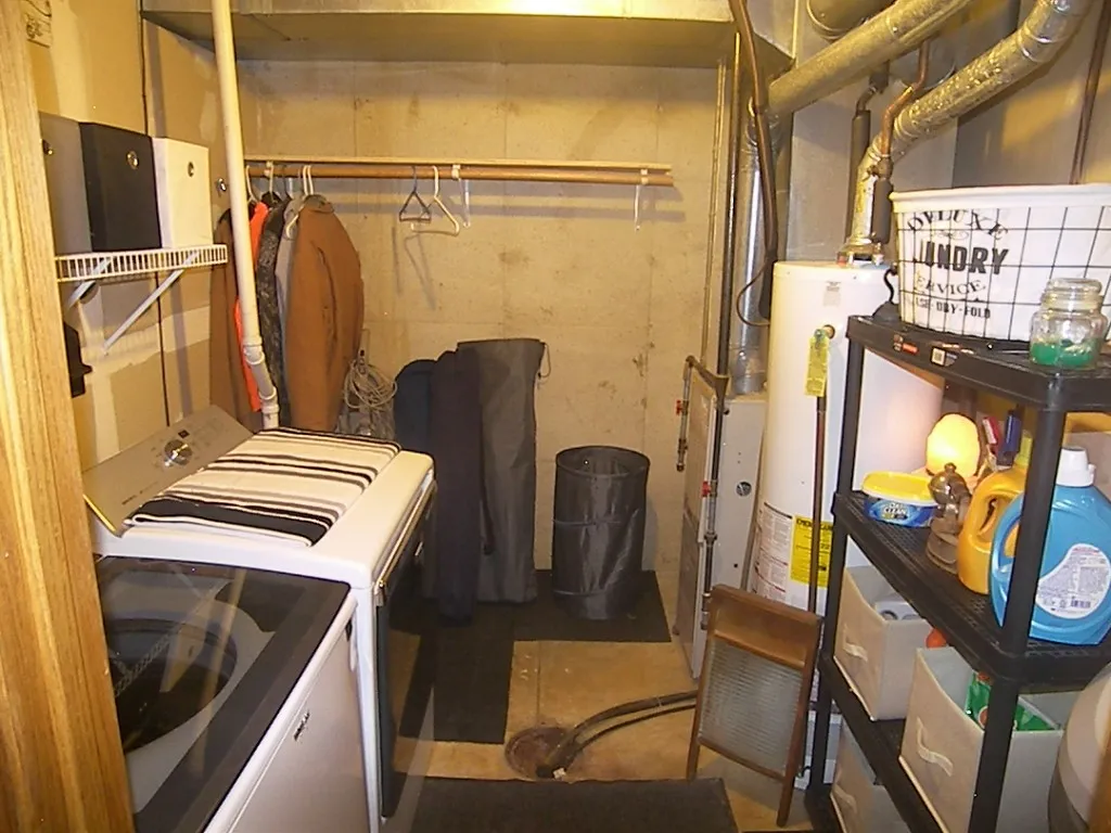 Laundry/Mechanical Room