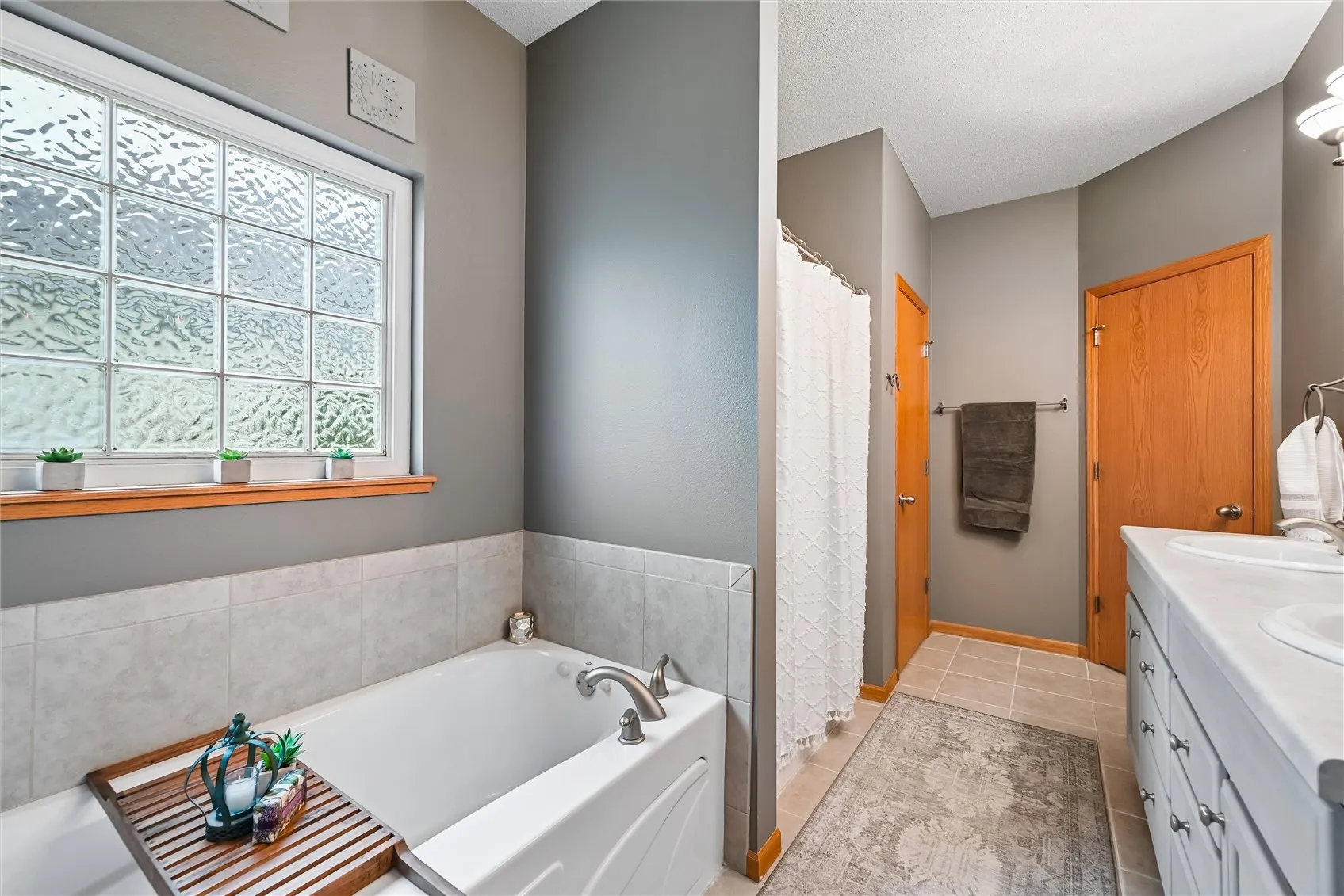 Main Bath