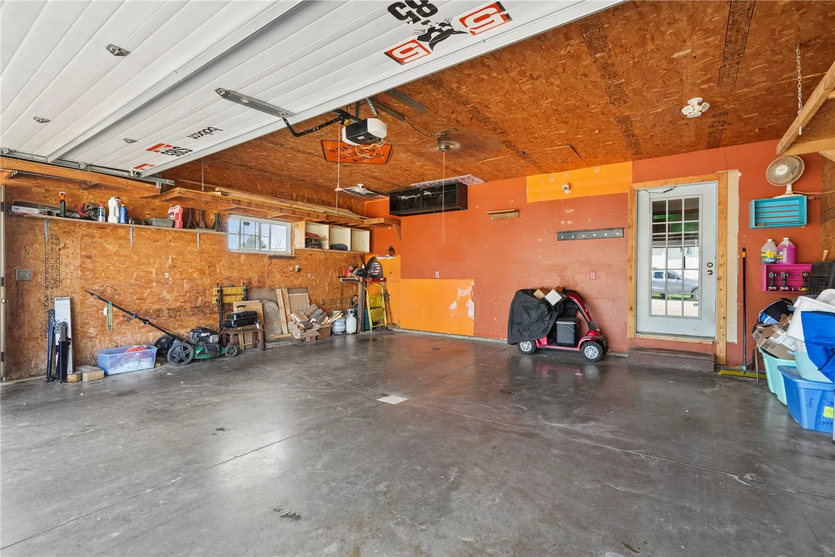 Heated 2 stall garage