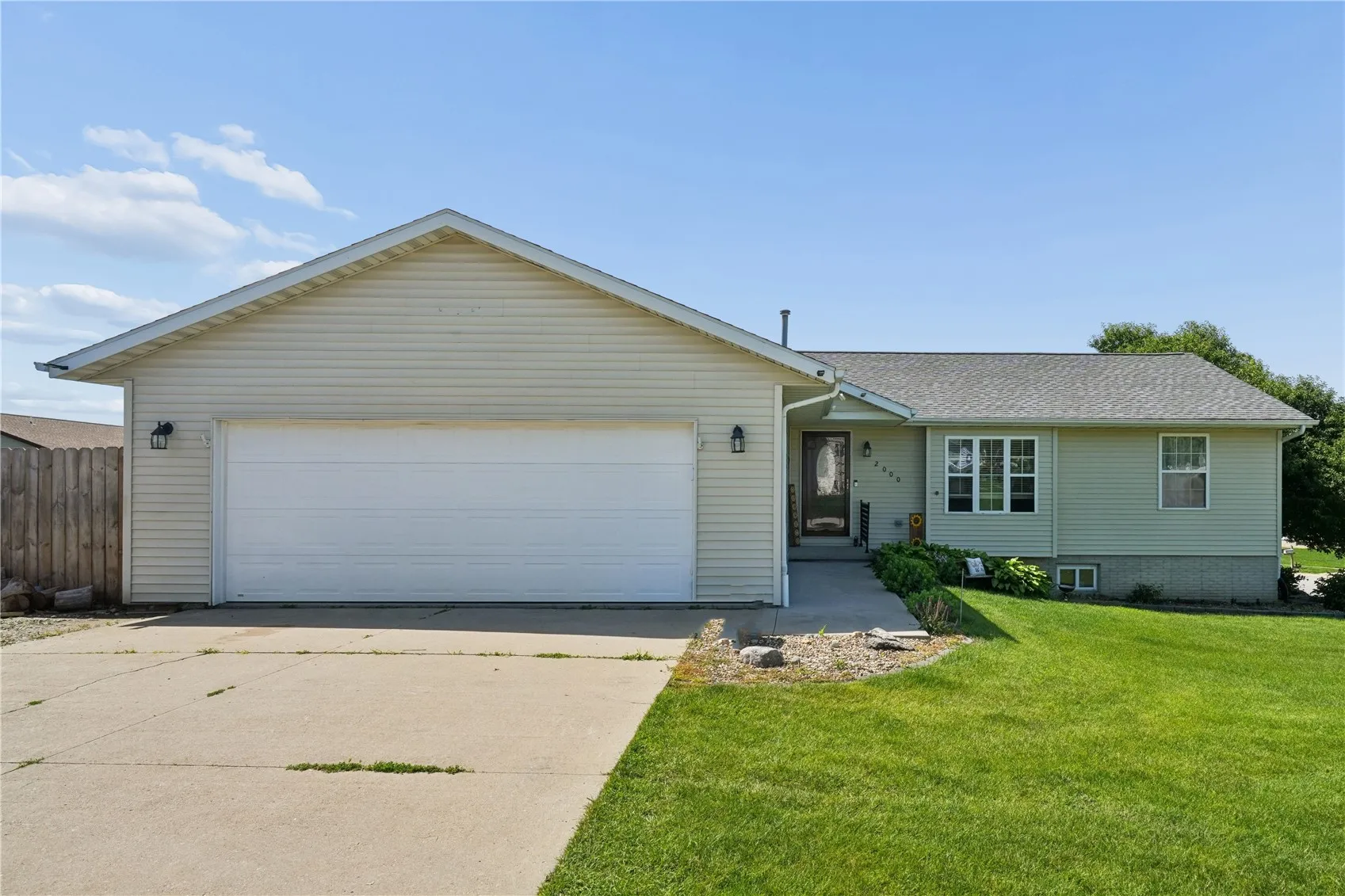 Front view of home