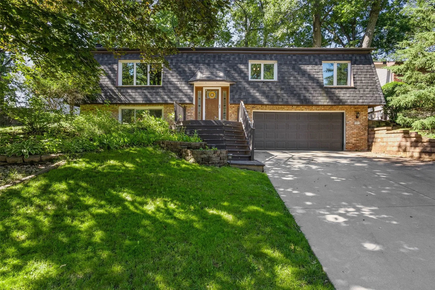 2023 Sandalwood Dr NE - front of home