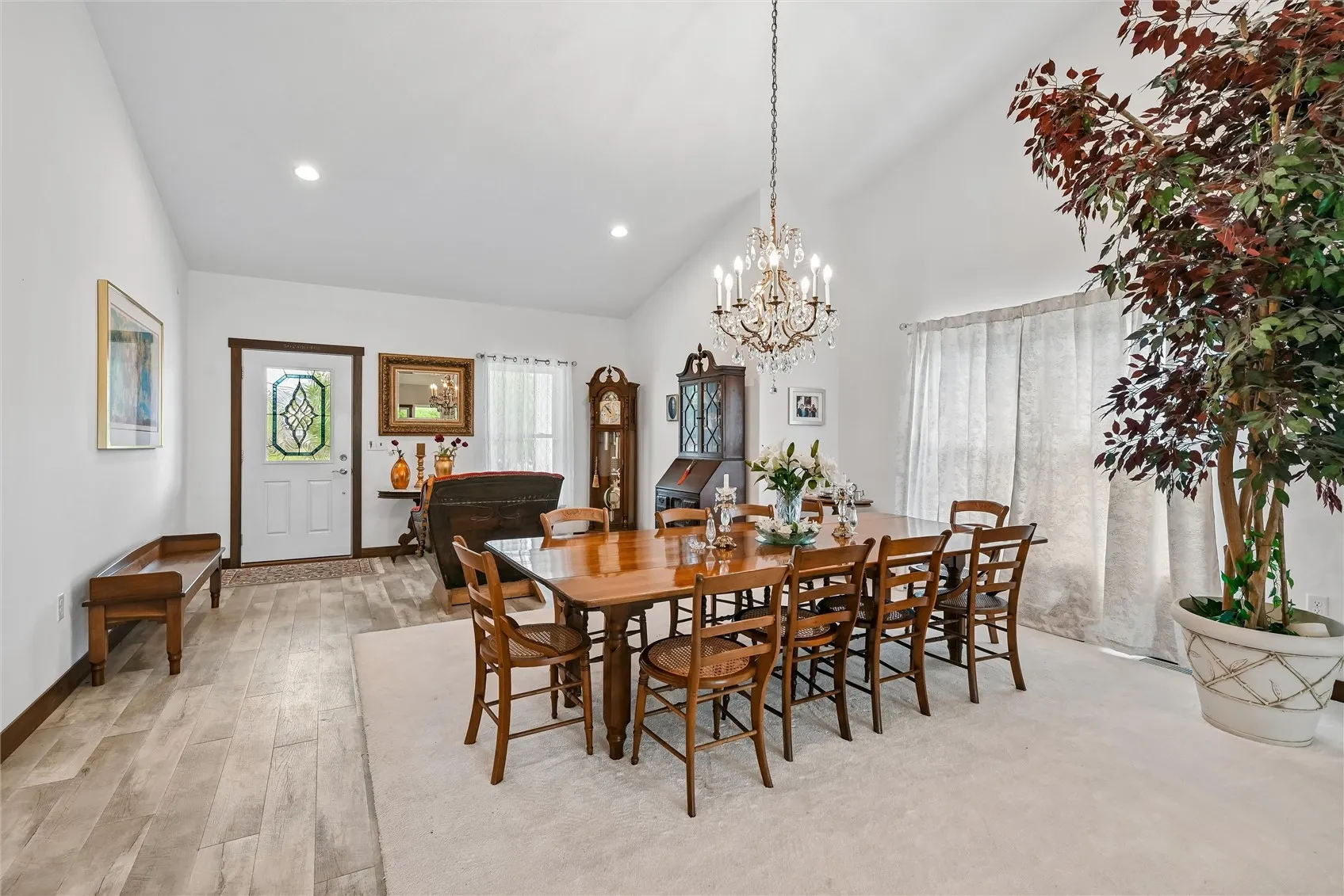 Formal Dining