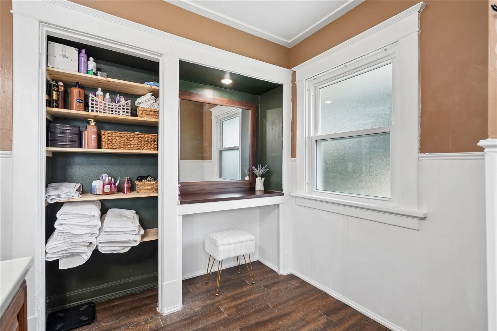 Bathroom- Vanity