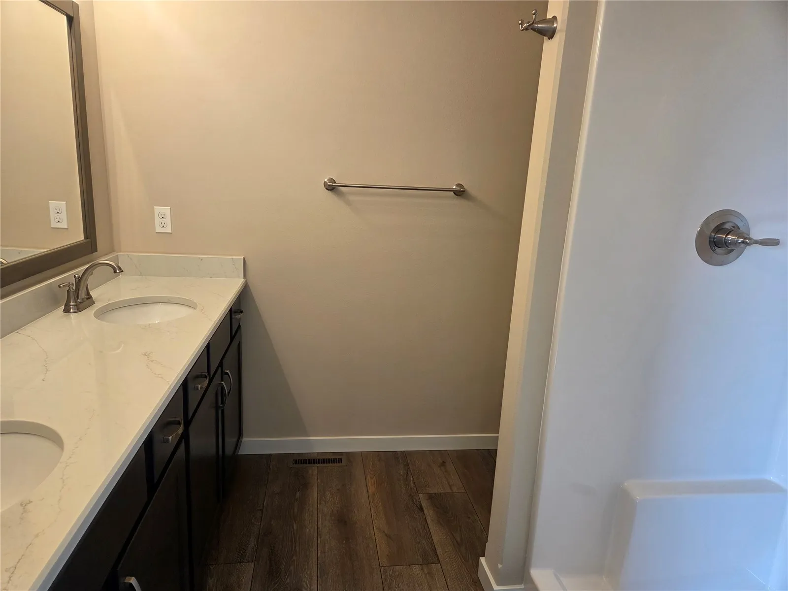 Interior Oct 8