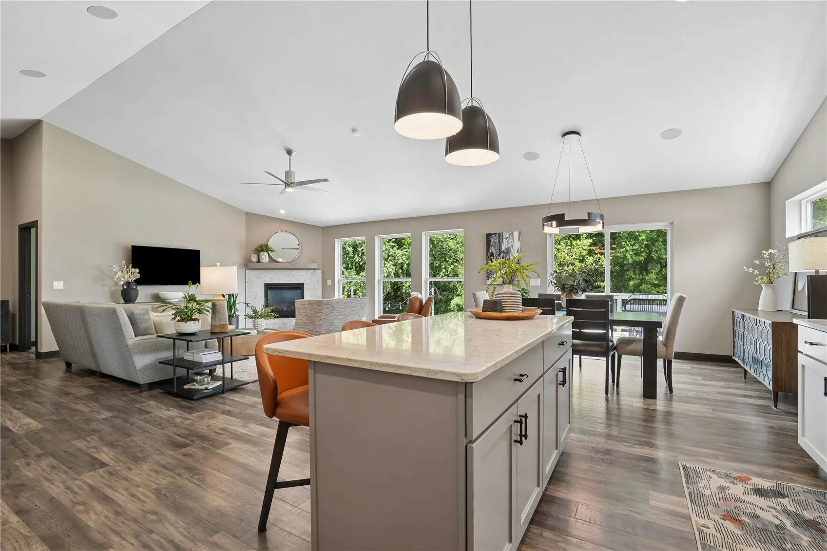 kitchen/dining/living