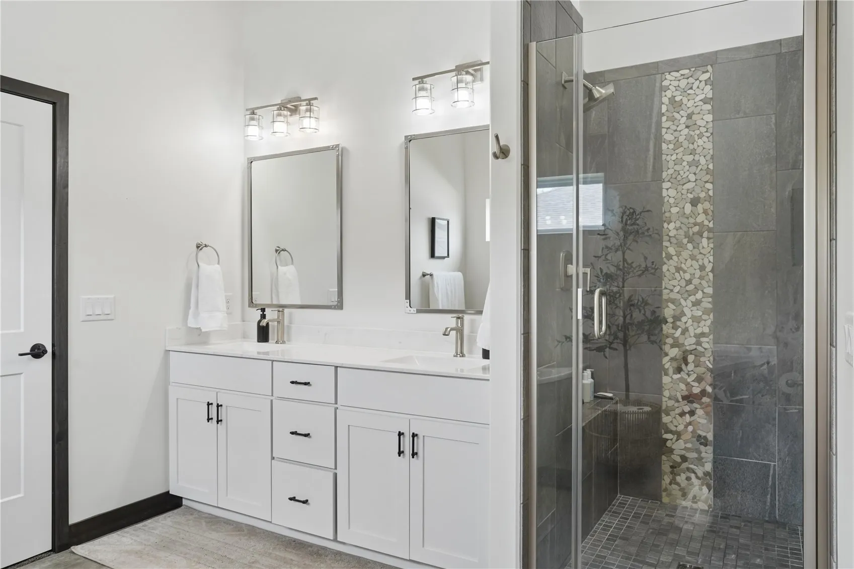 primary bath - tile shower