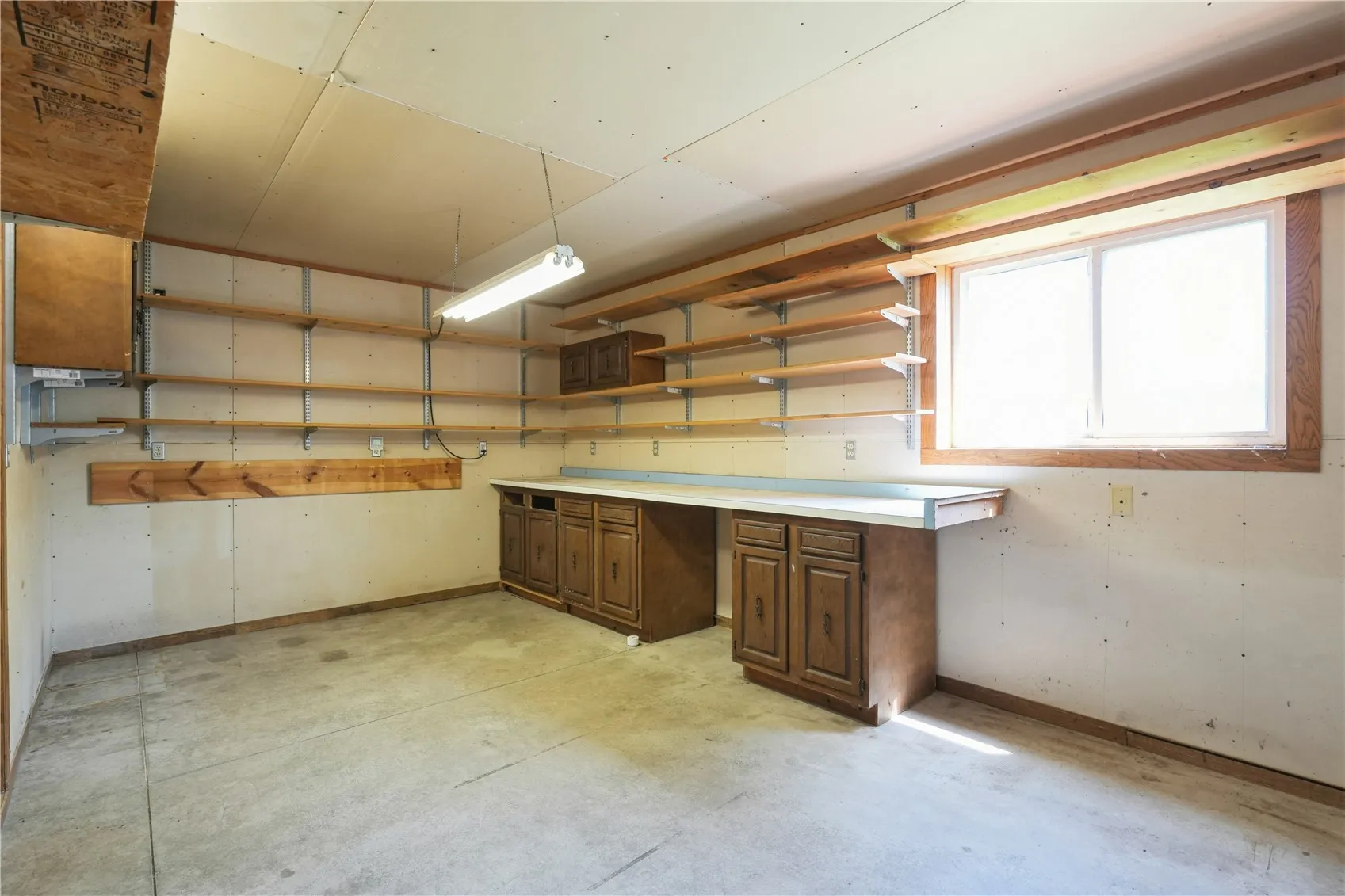 Insulated workshop