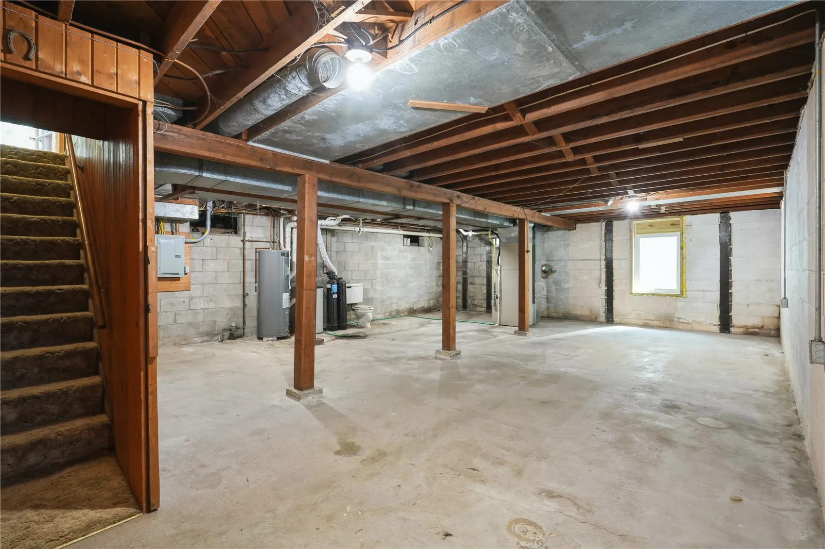 Basement w/ egress window