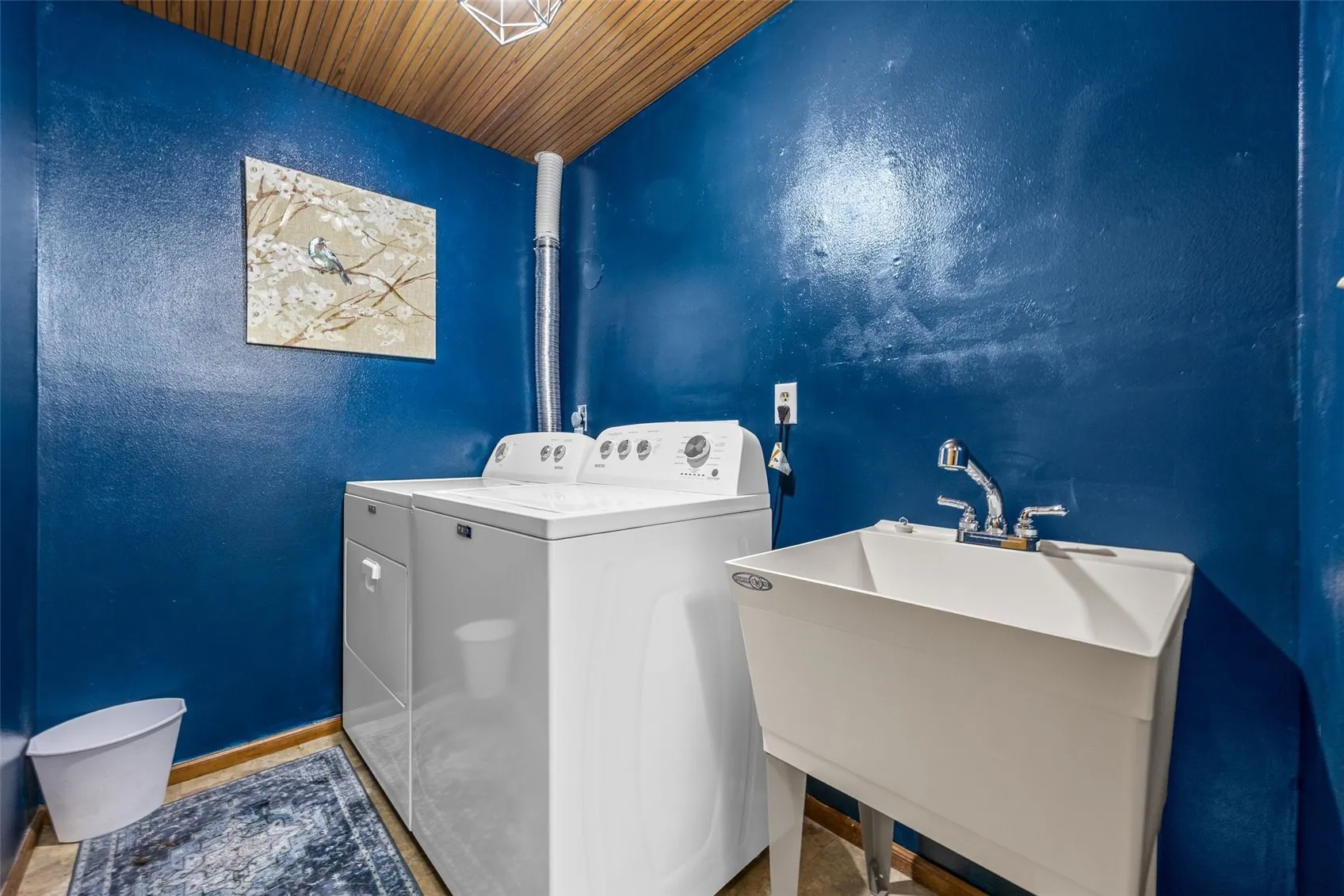 Lower Level Laundry