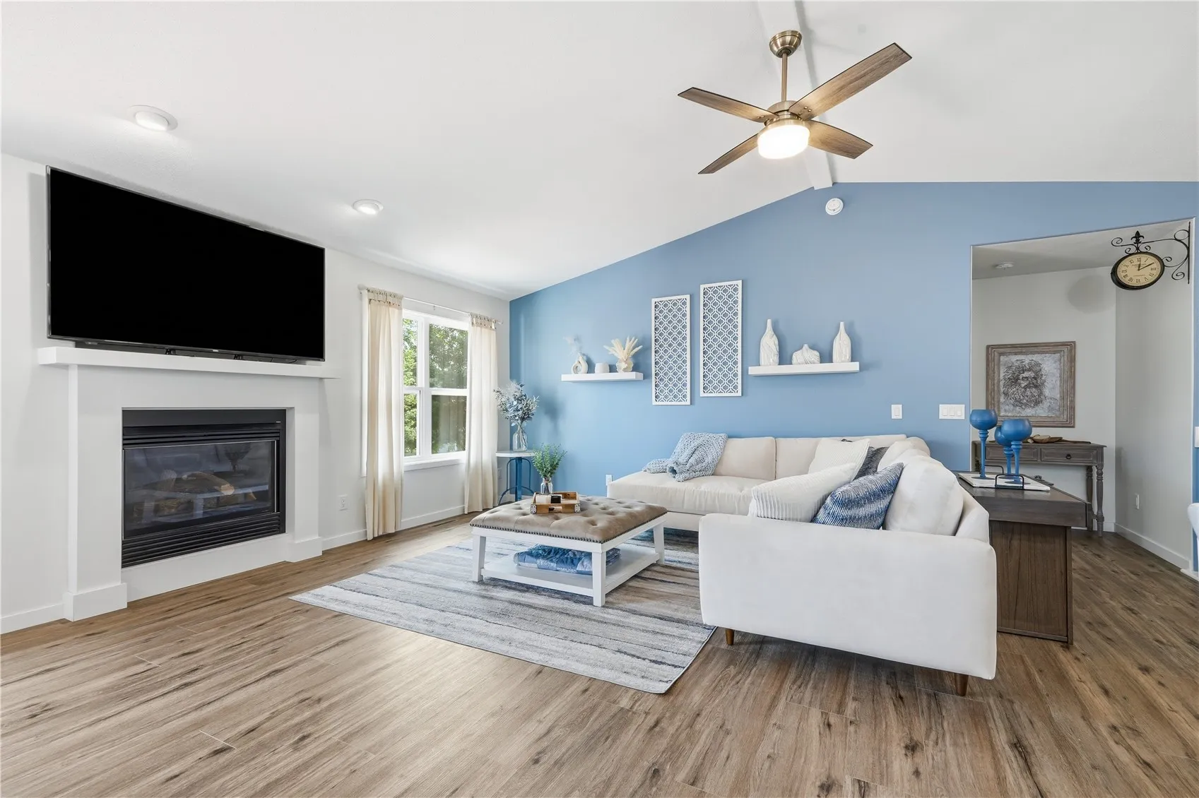 living room - gas fireplace