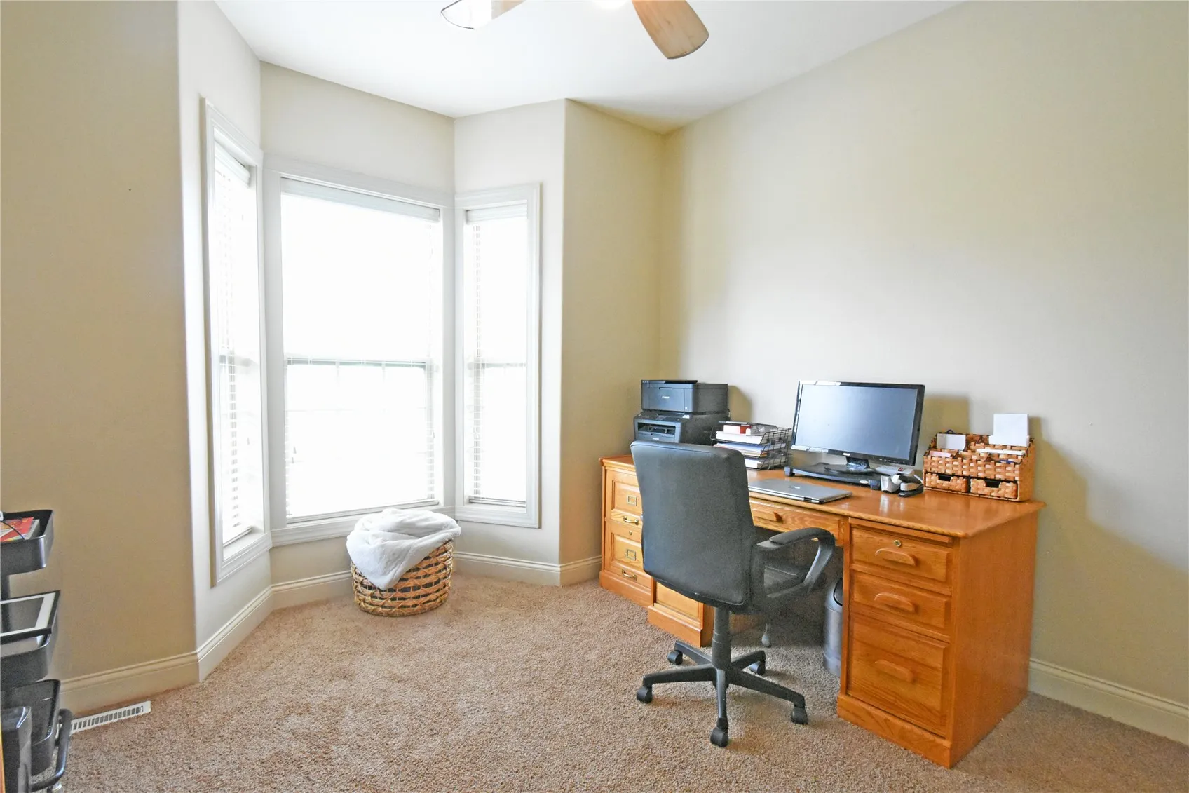 BR with new carpet and Bay window