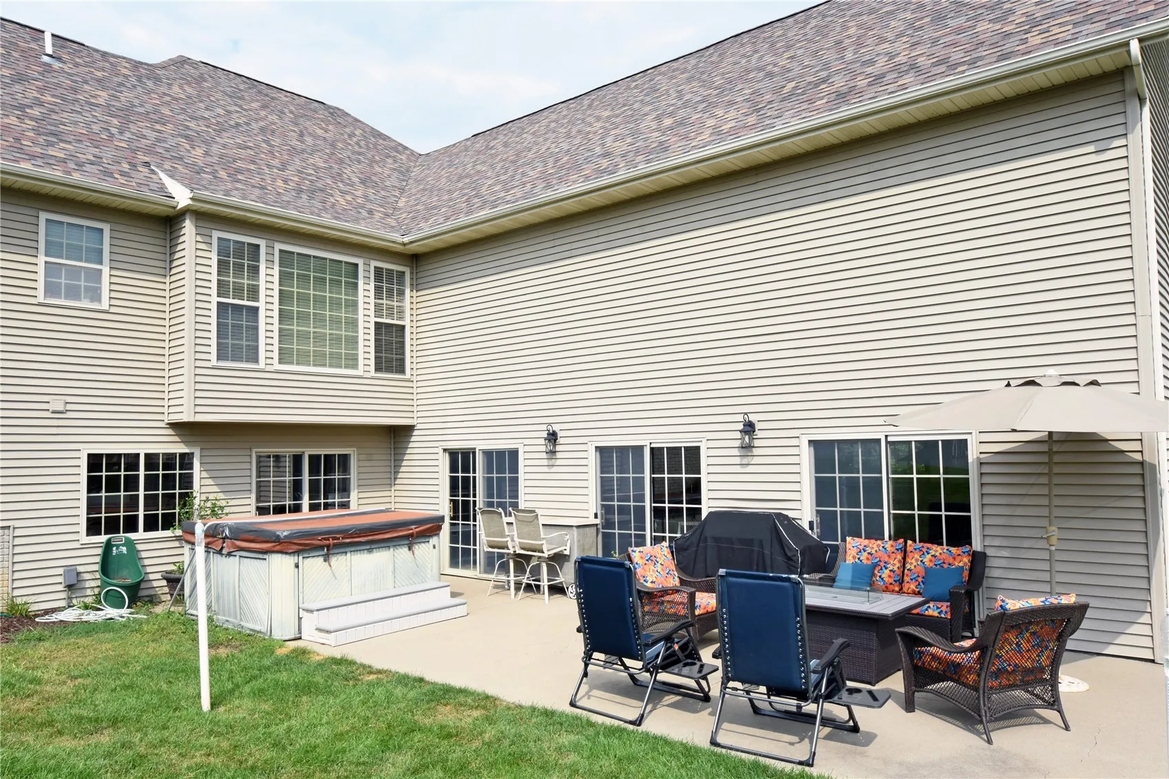 618 sq ft patio