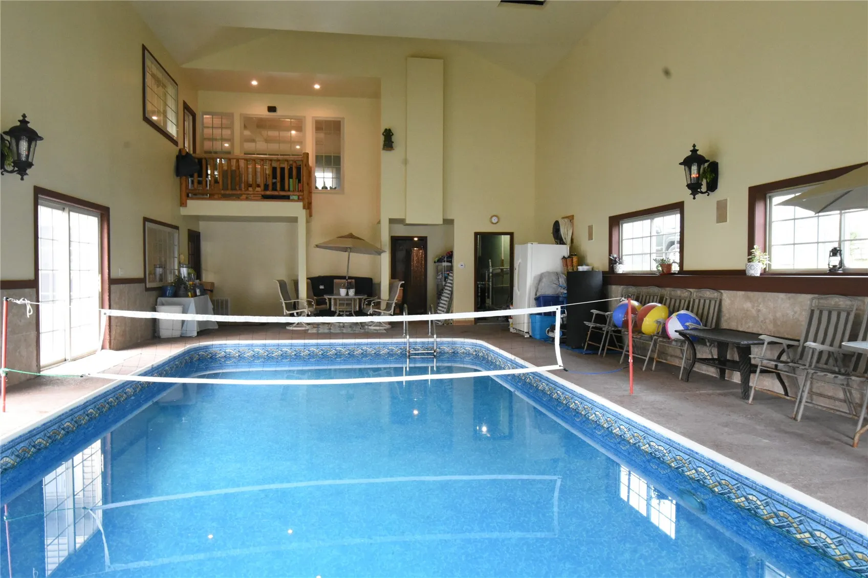 Pool room has frog sprinkler