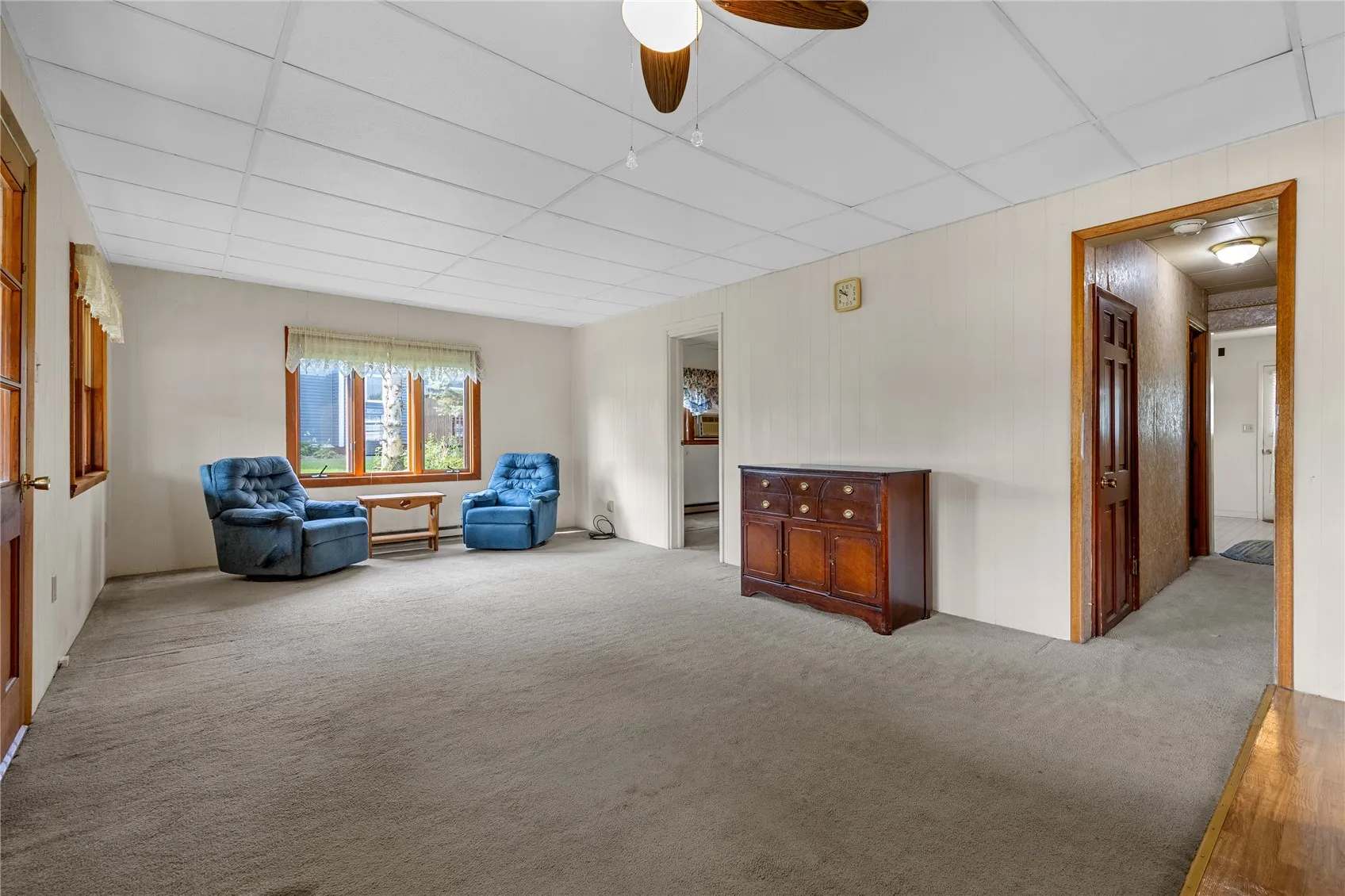 Spacious living room.