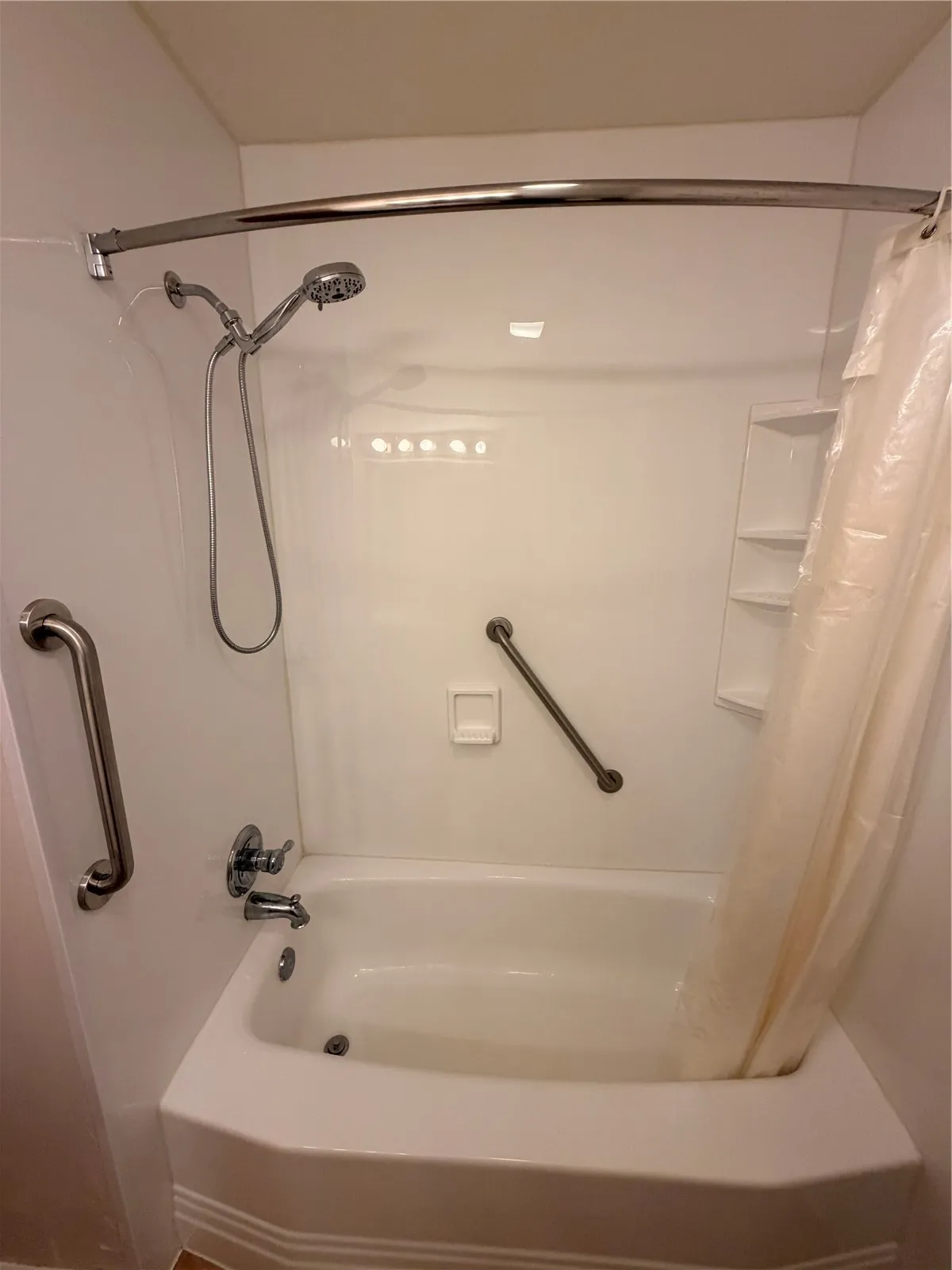 upstairs full bathroom
