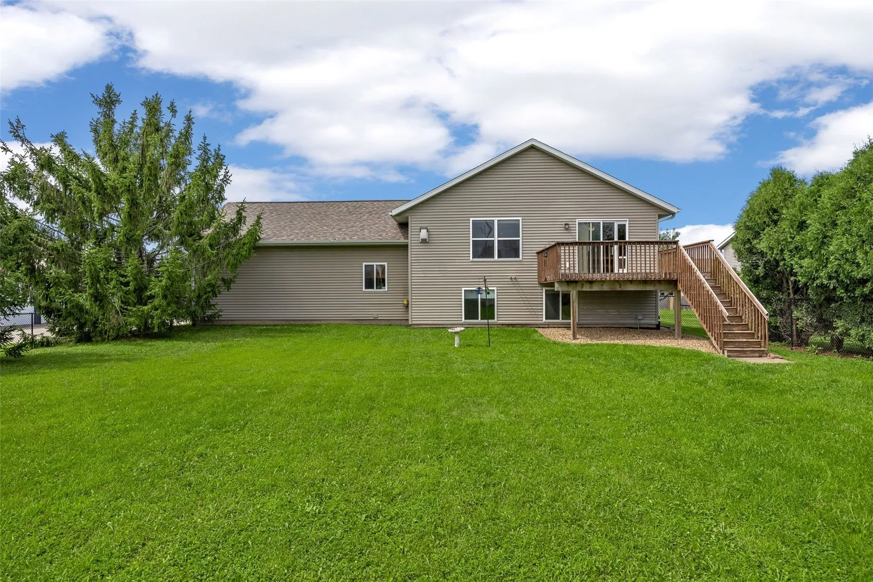 Beautiful large fenced in yard