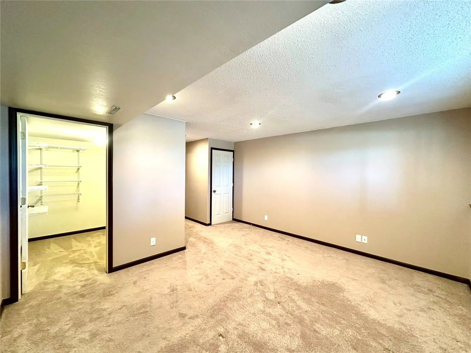 Lower Level Spacious 3rd Bedroom.