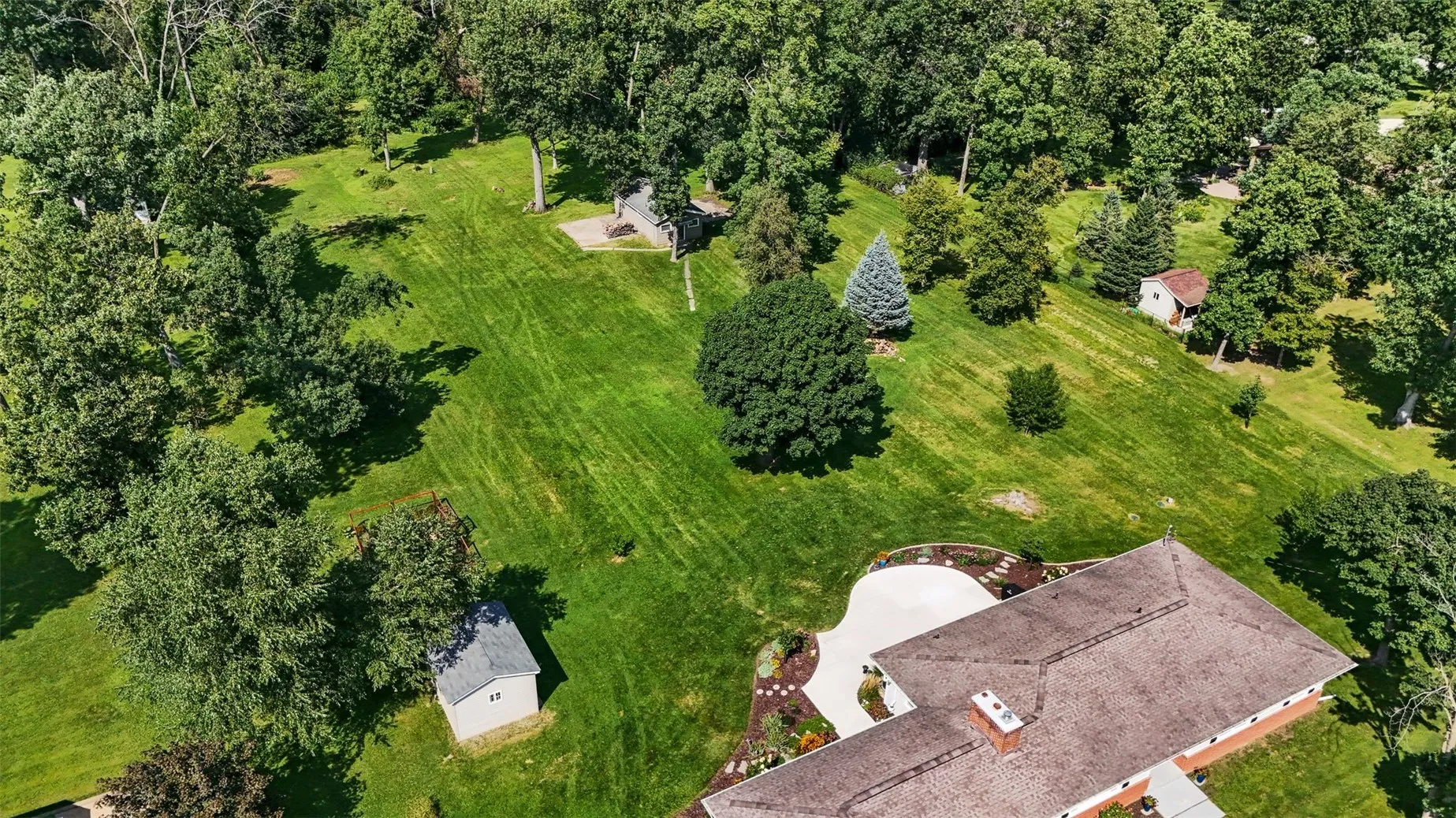 1400 E Knoll Dr