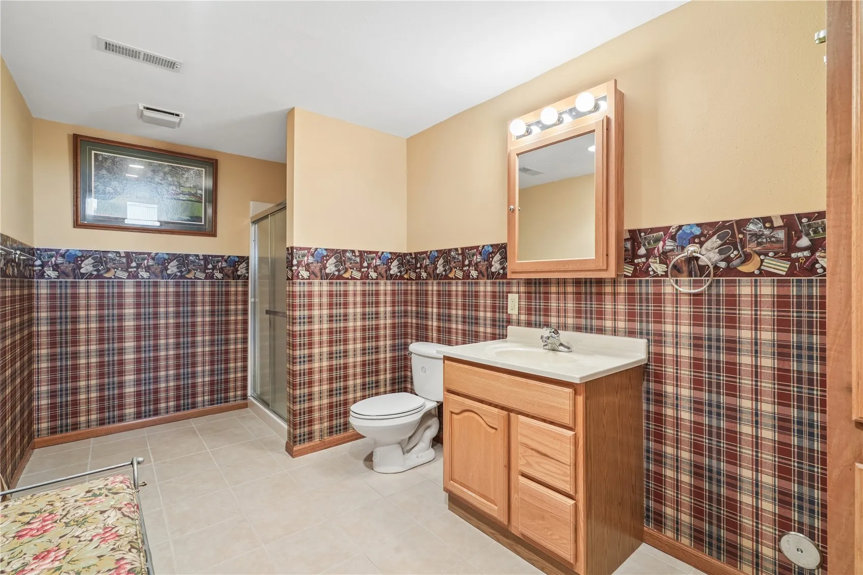 Full bath in lower level
