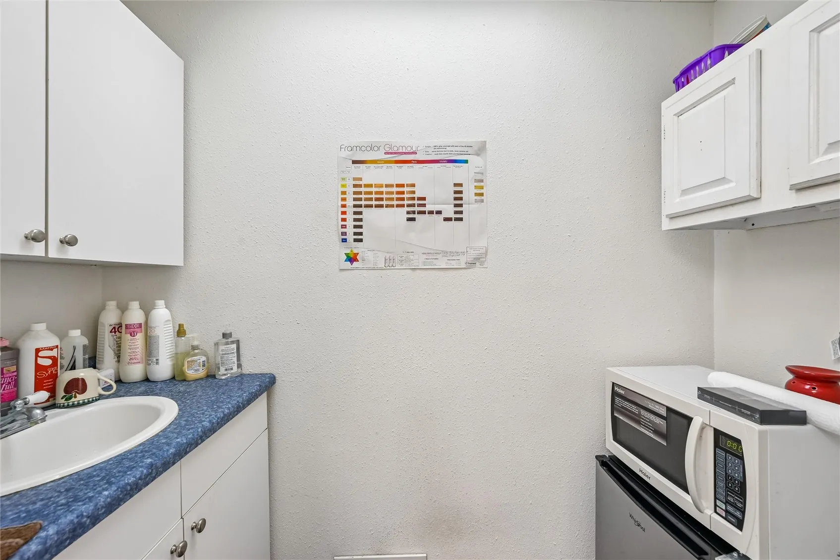 Kitchenette space